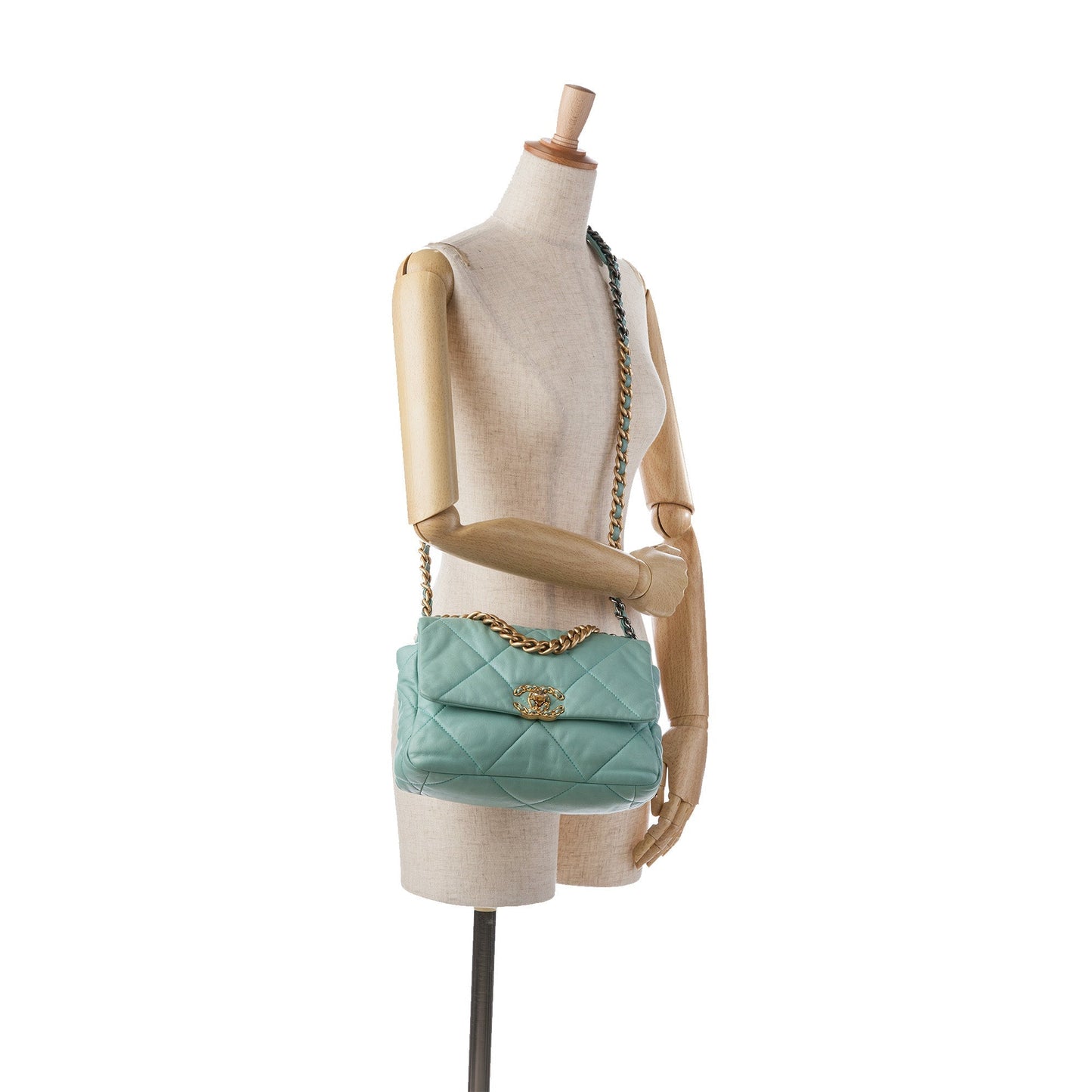 Chanel Sac Medium Lambskin 19 Flap