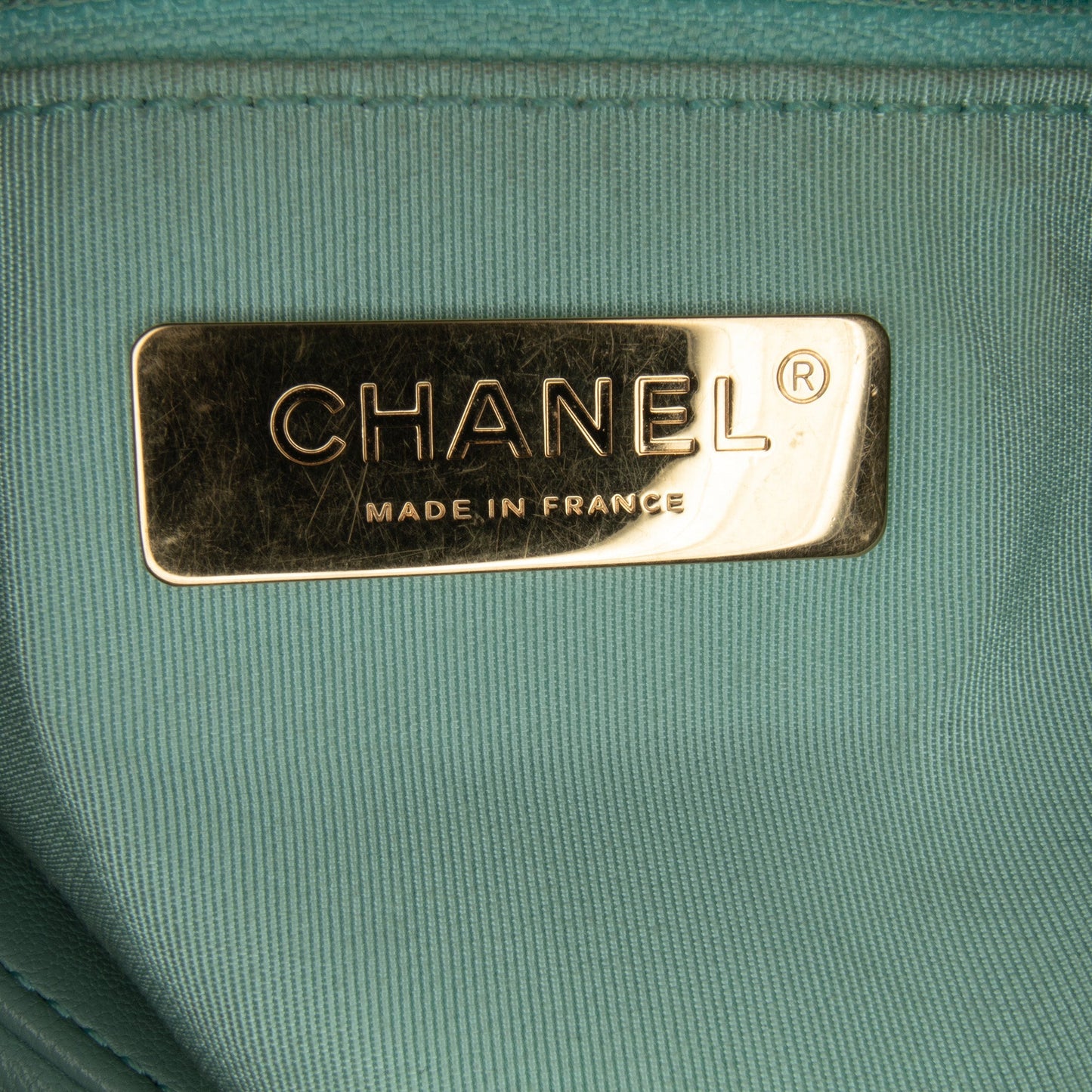 Chanel Sac Medium Lambskin 19 Flap