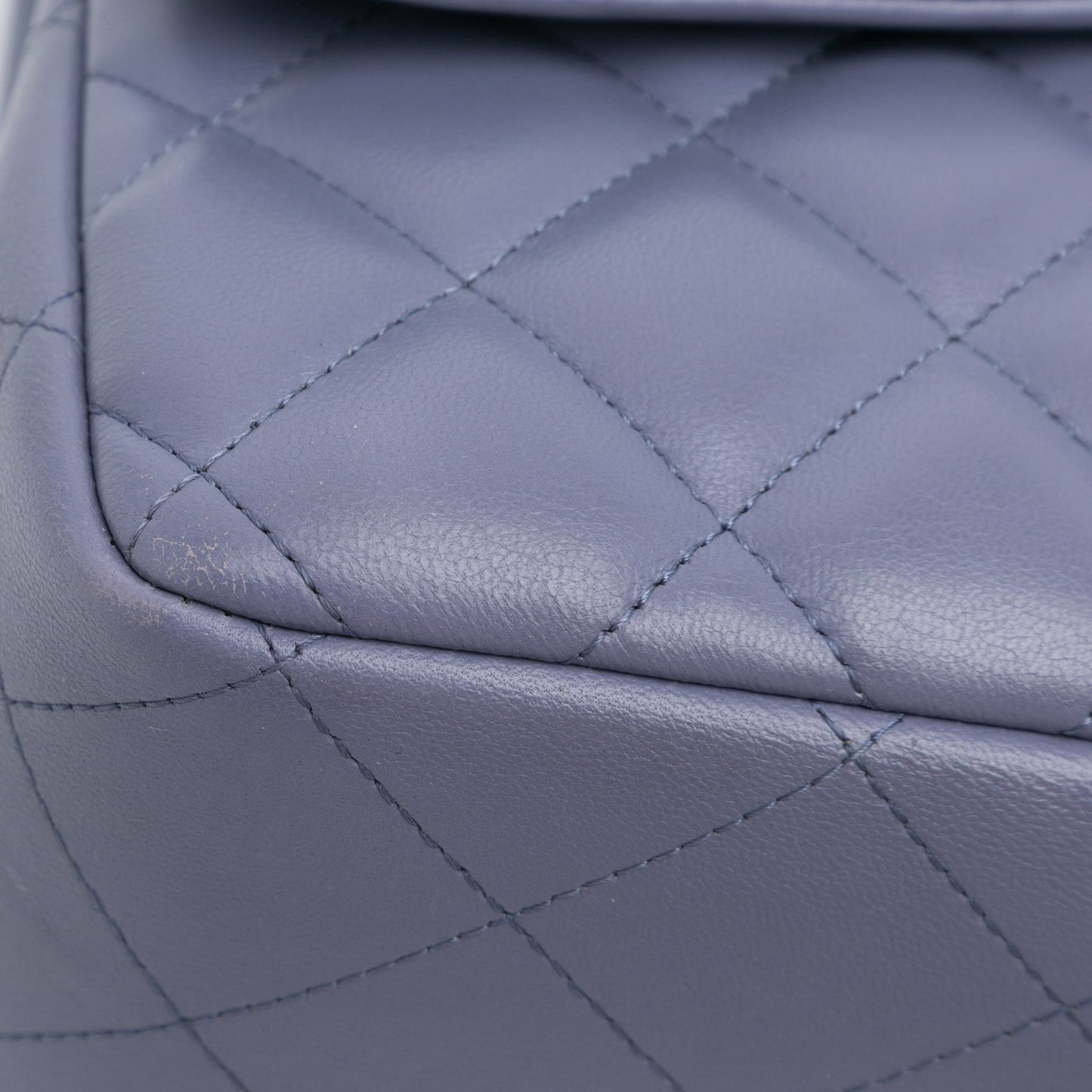 Chanel Sac Jumbo Classic Lambskin Double Flap