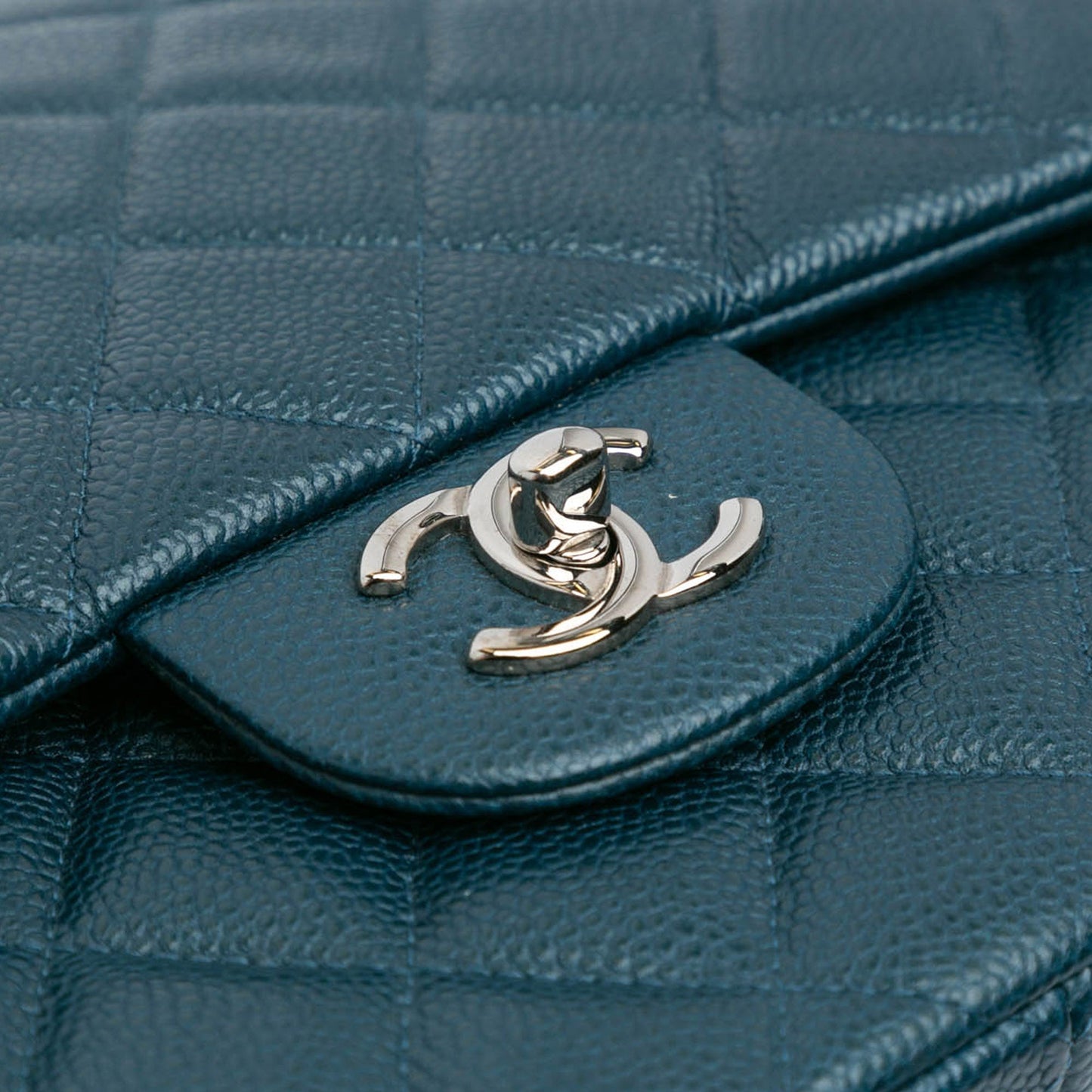 Chanel Sac Jumbo Classic Caviar Double Flap