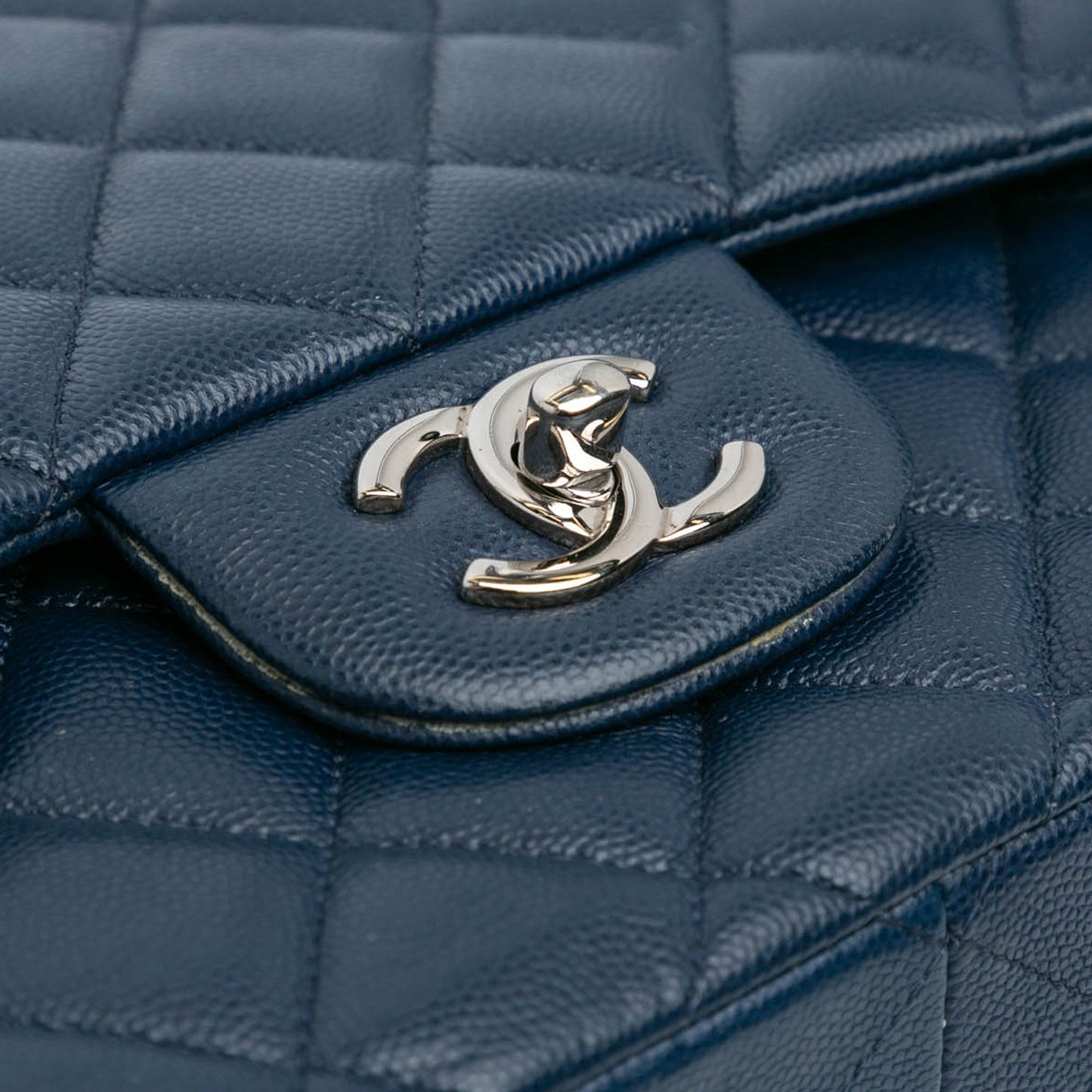 Chanel Sac Jumbo Classic Caviar Double Flap
