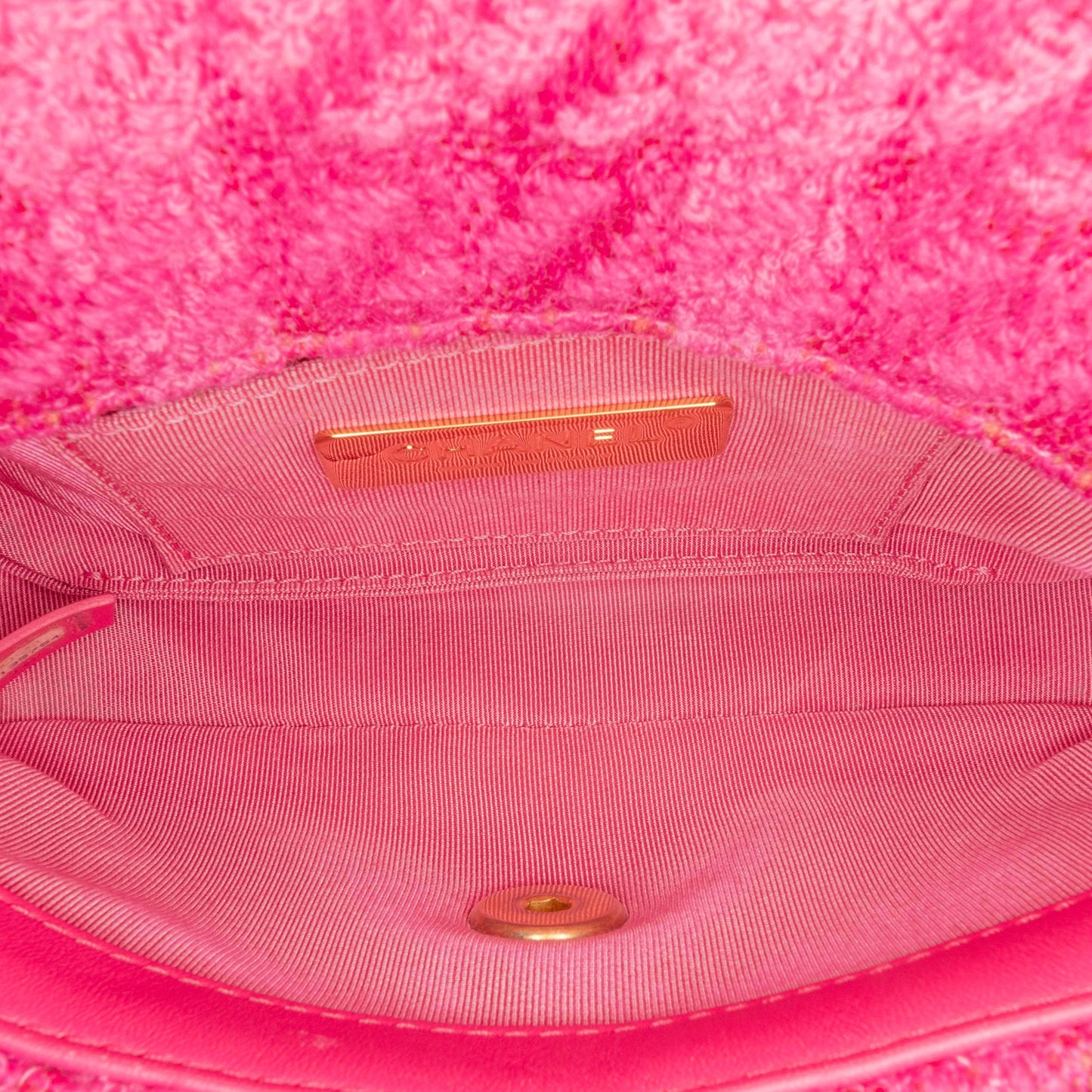 Chanel Sac Tweed 19 Belt Bag