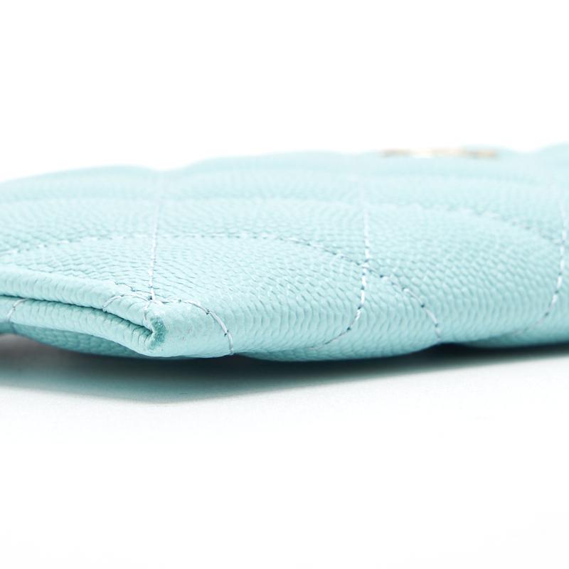 Chanel 19C Caviar Phone & Card holder Tiffany Blue