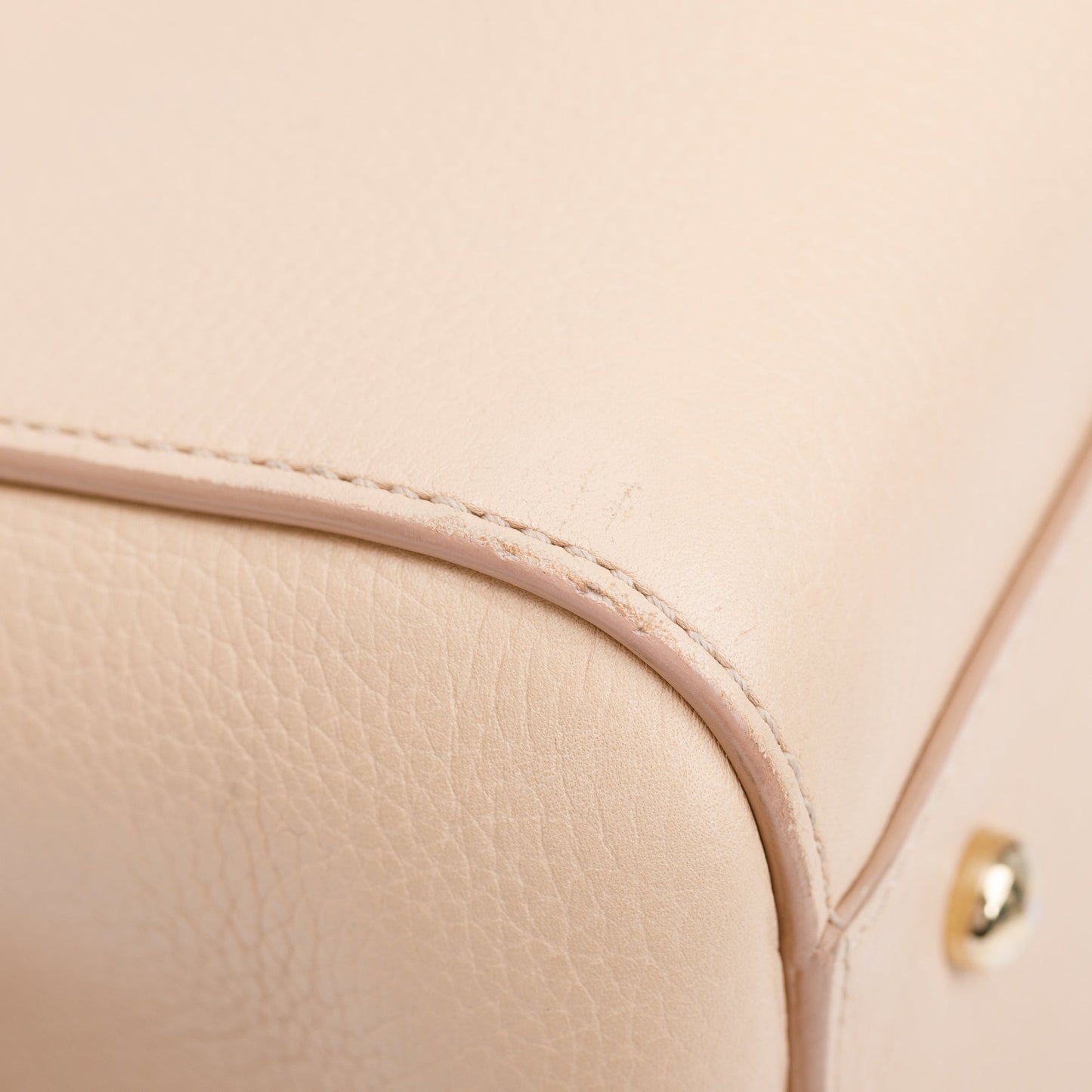 Chanel Beige Caviar Leather Medium Neo Excecutive Tote w/ Strap & Authenticity Card