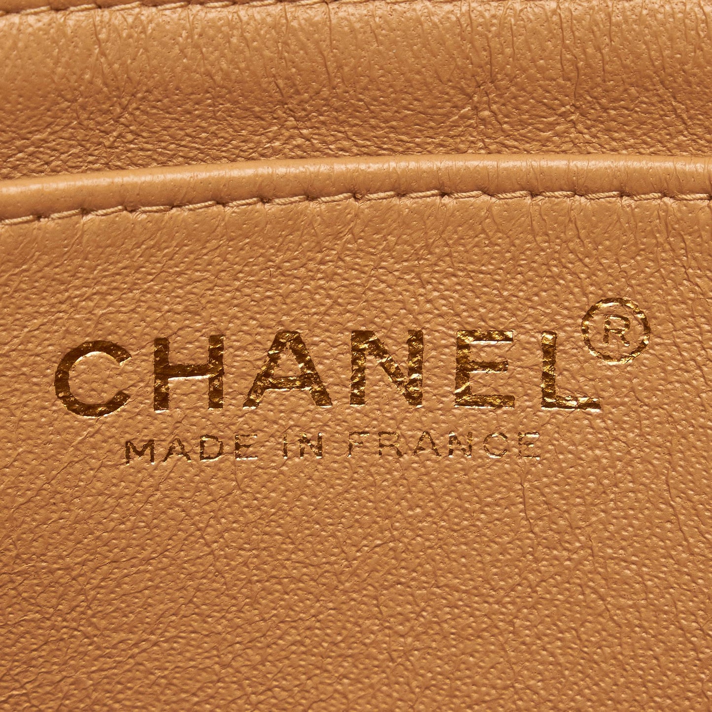 Chanel Bicolor Leather Shoulder Bag (SHG-k3TZpL)