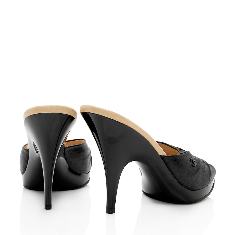 Chanel Ruched Leather Slide Mules - Size 7 / 37 (SHF-18120)