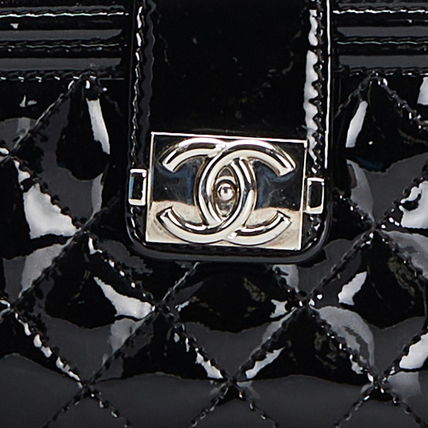 Chanel Boy CC Phone Pouch (SHG-36961)