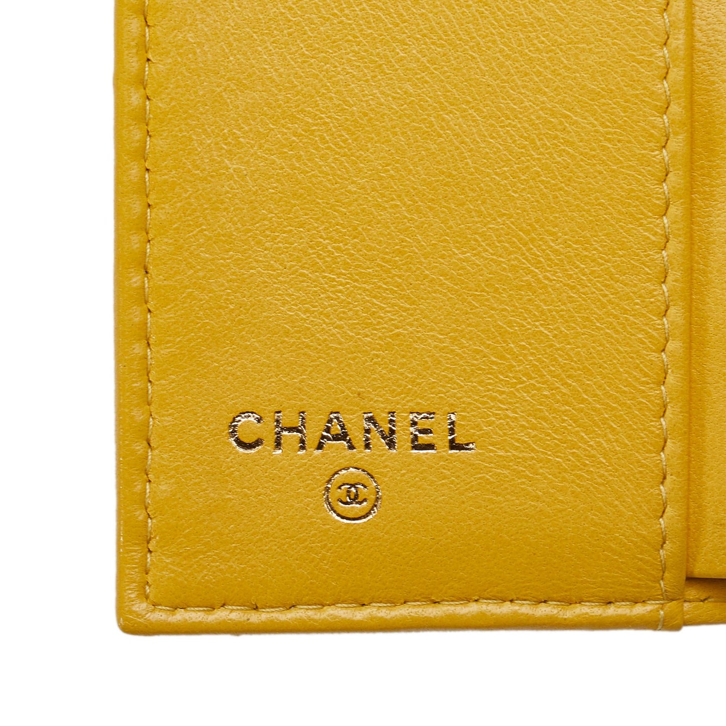 Chanel Boy Flap Compact Wallet (SHG-GimQKu)