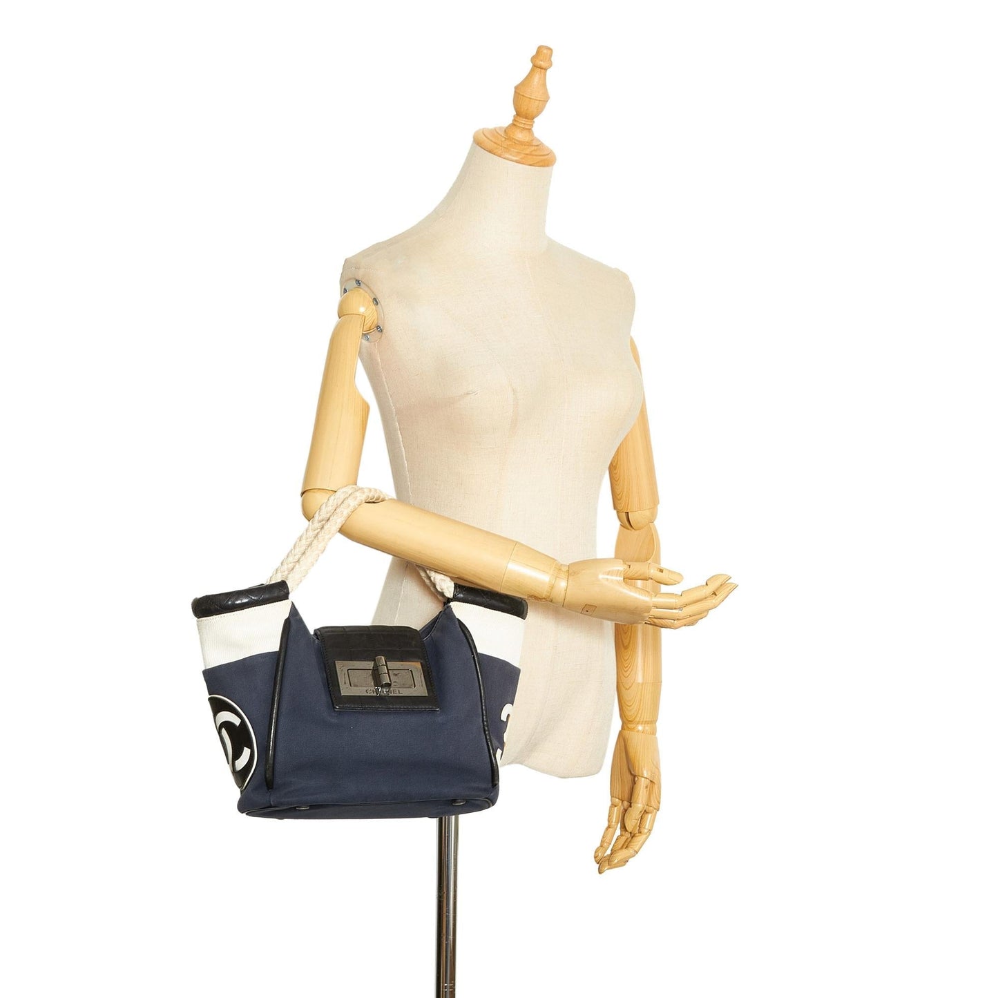 Chanel CC Cruise Rope Cabas Handbag (SHG-GF676k)