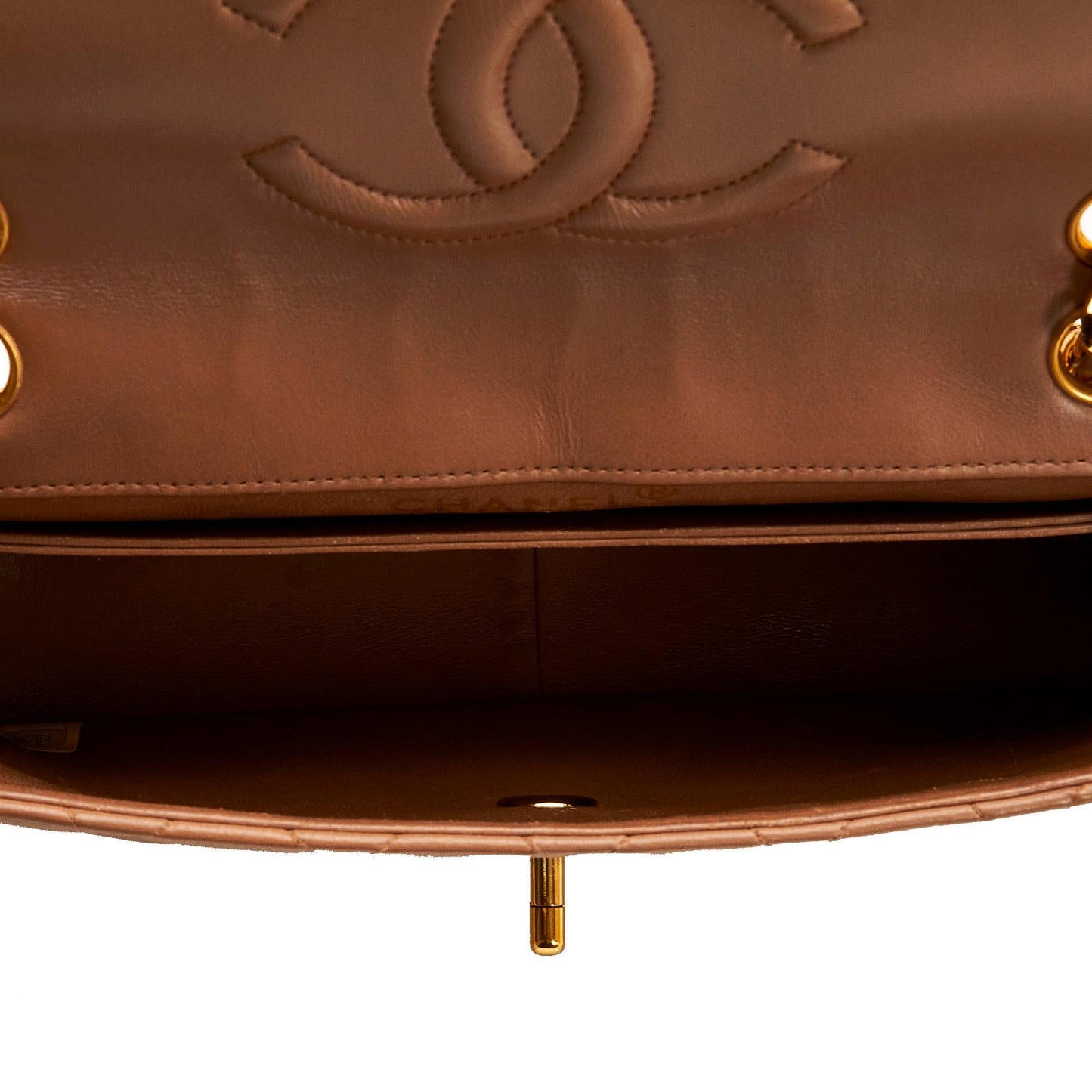 Chanel CC Lambskin Leather Flap Bag (SHG-arKGxI)
