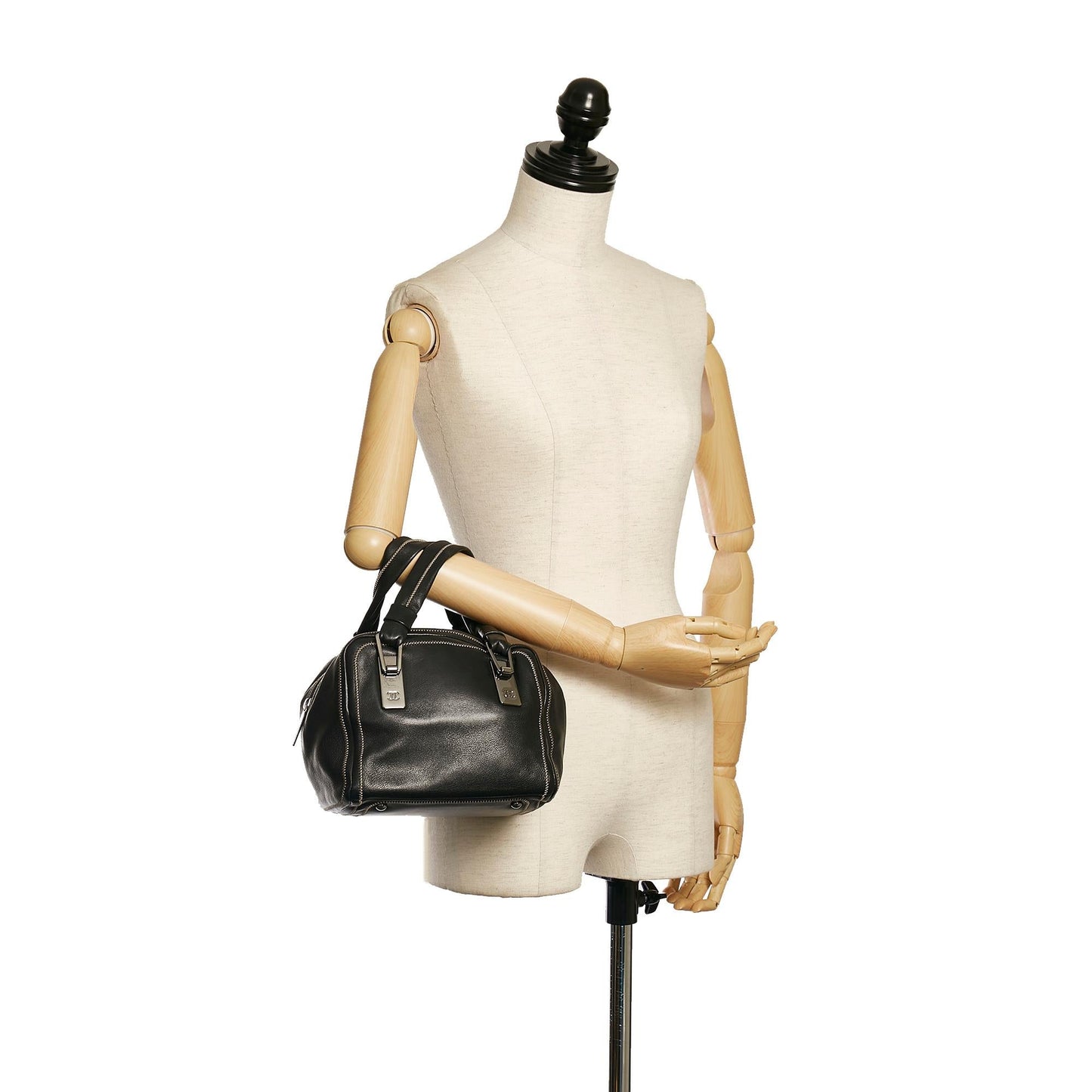 Chanel CC Leather Handbag (SHG-34261)