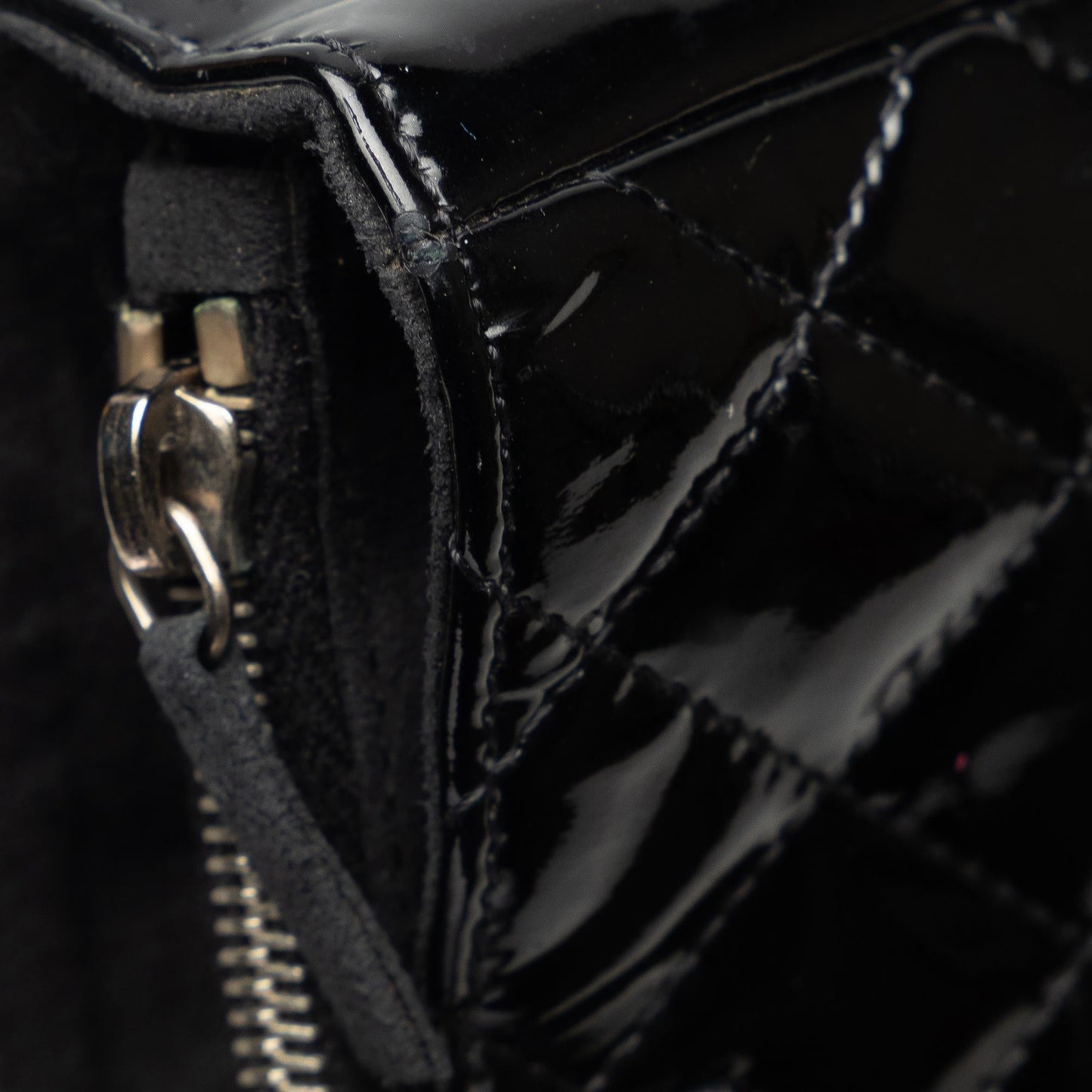 Chanel CC Phone Pouch (SHG-JBlF5K)