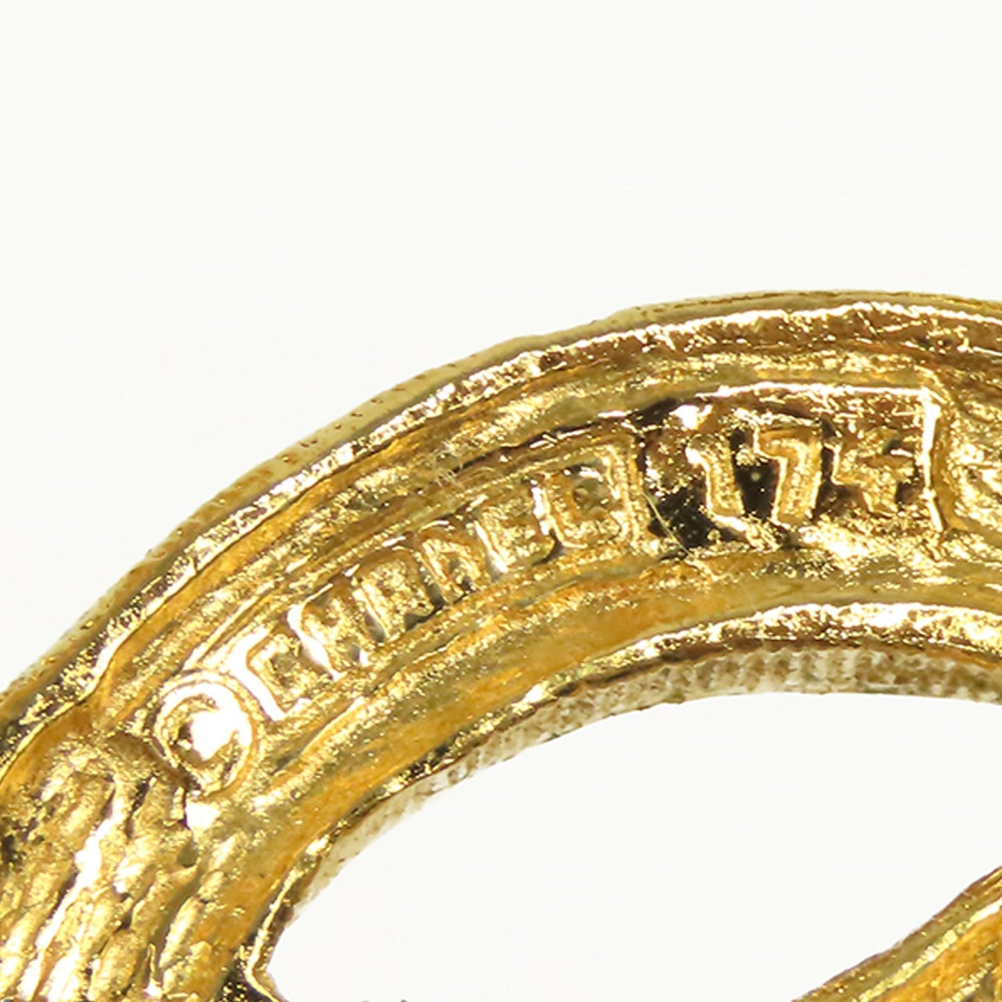 Chanel CC Rhinestone Brooch (SHG-TMJJyo)