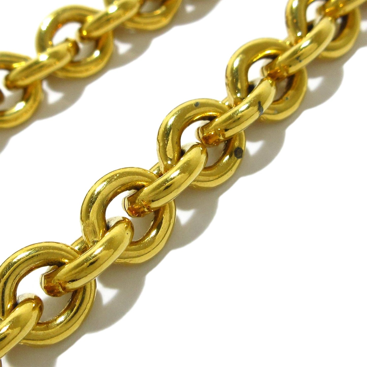 Chanel CC Round Pendant Necklace (SHG-I0vypf)