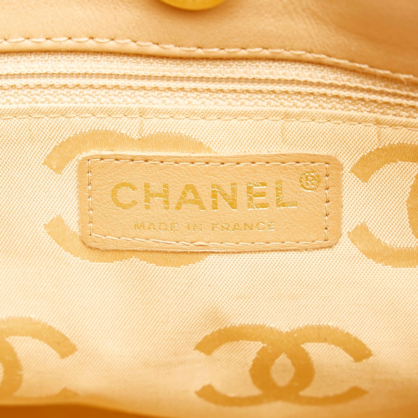 Chanel CC Wild Stitch Handbag (SHG-ICMs9I)