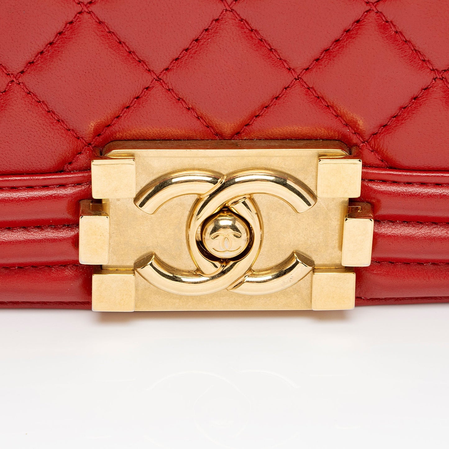 Chanel Calfskin Small Boy Bag (SHF-OJg065)