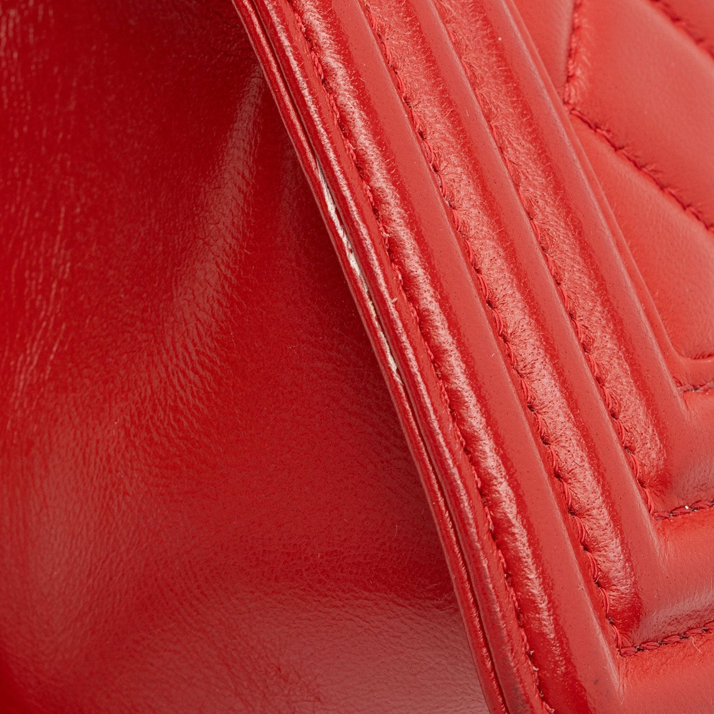 Chanel Calfskin Small Boy Bag (SHF-OJg065)