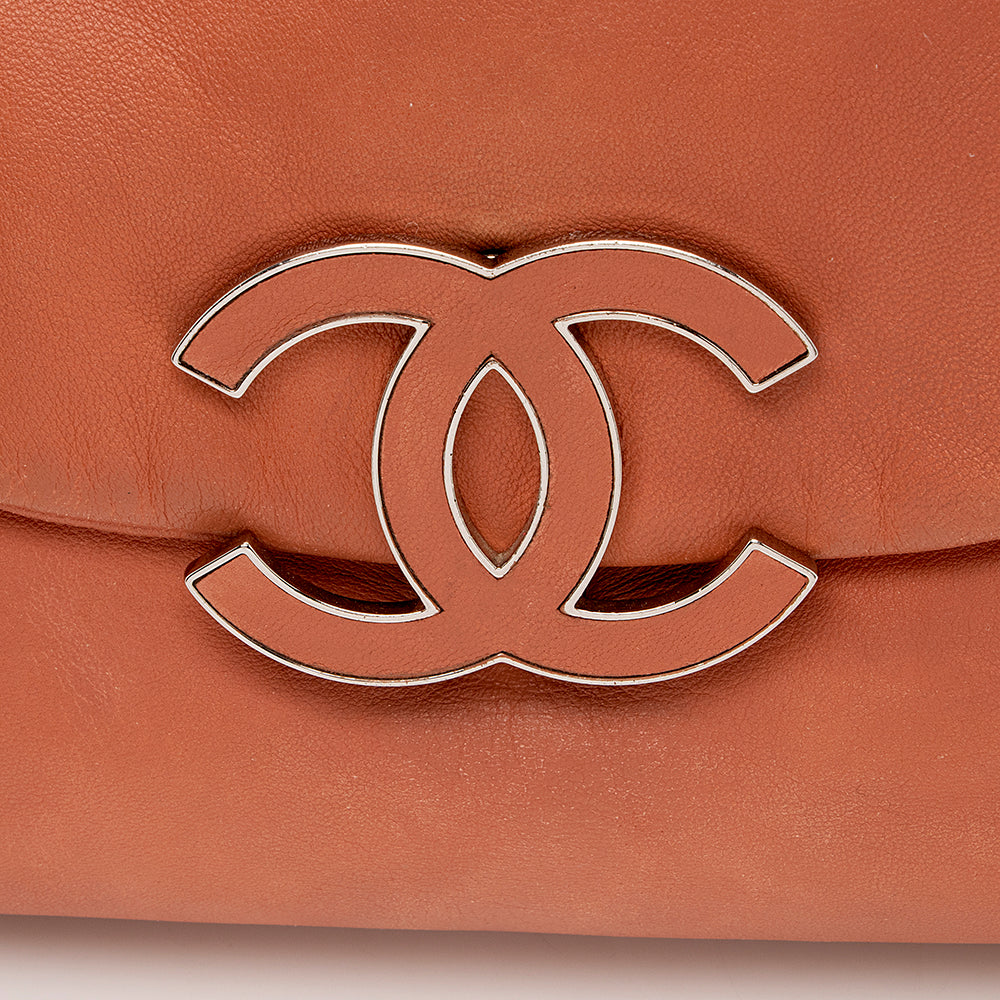 Chanel Calfskin Hampton Accordion Shoulder Bag (SHF-16469)