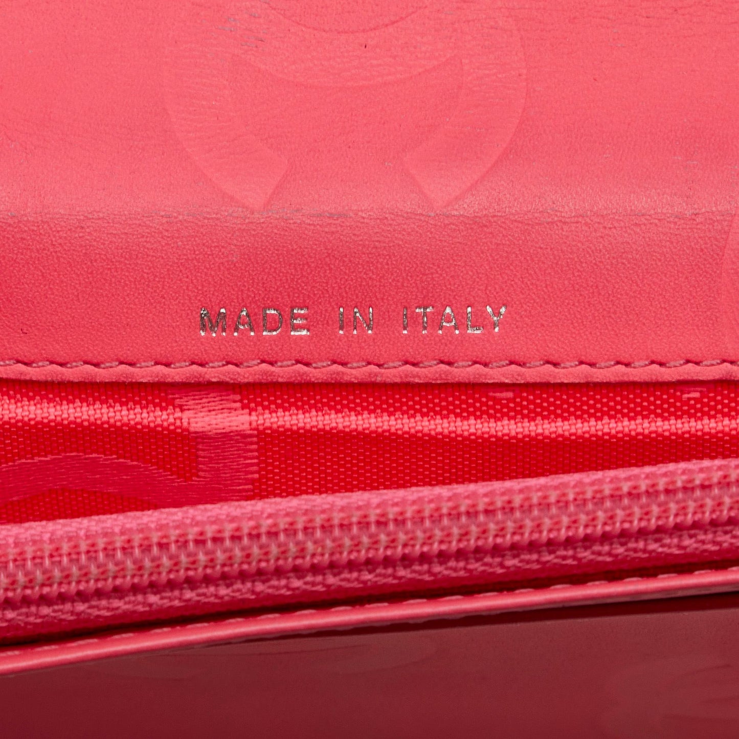Chanel Cambon Ligne Bifold Wallet (SHG-wRQENT)