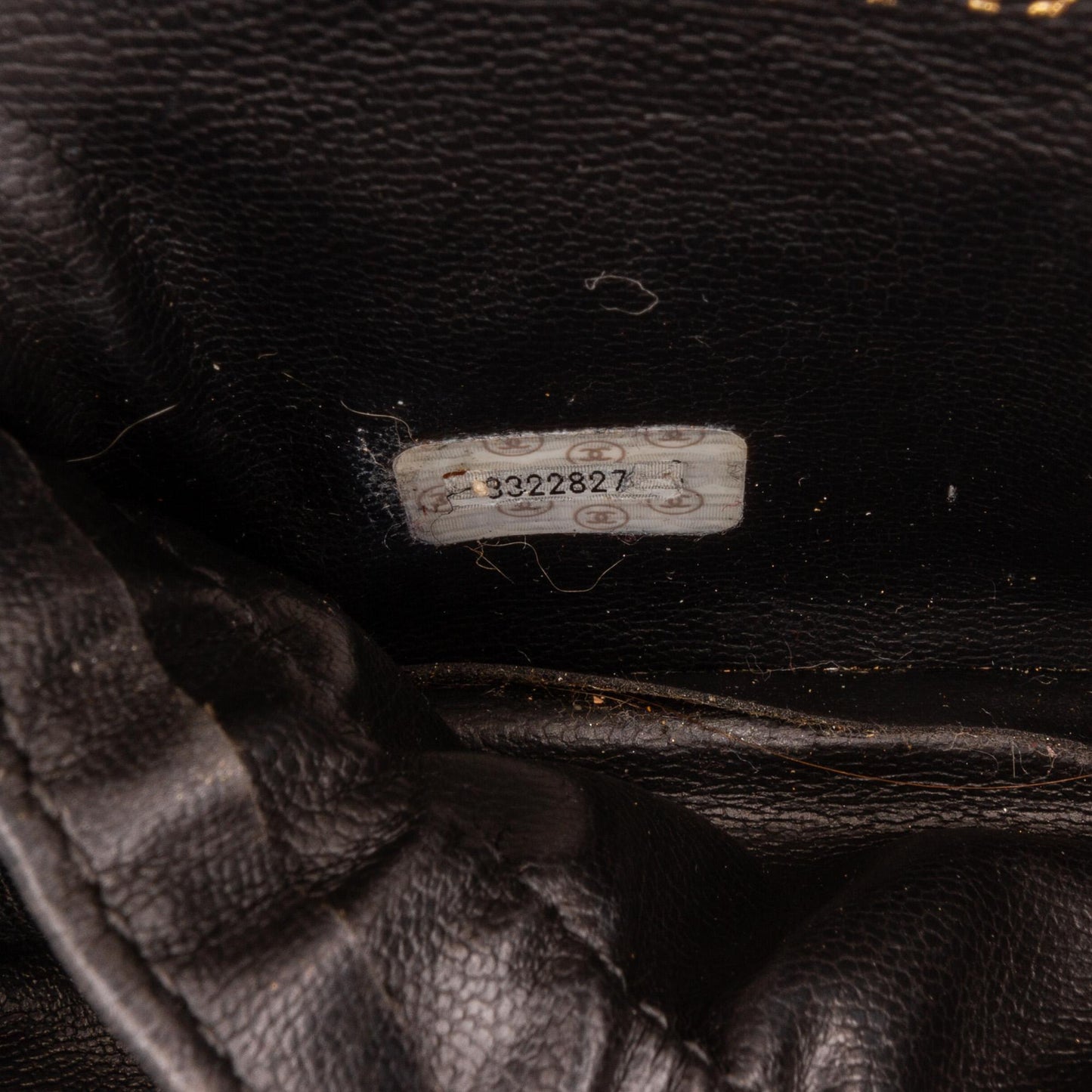 Chanel Caviar CC Vanity Bag (SHG-KtqvjT)