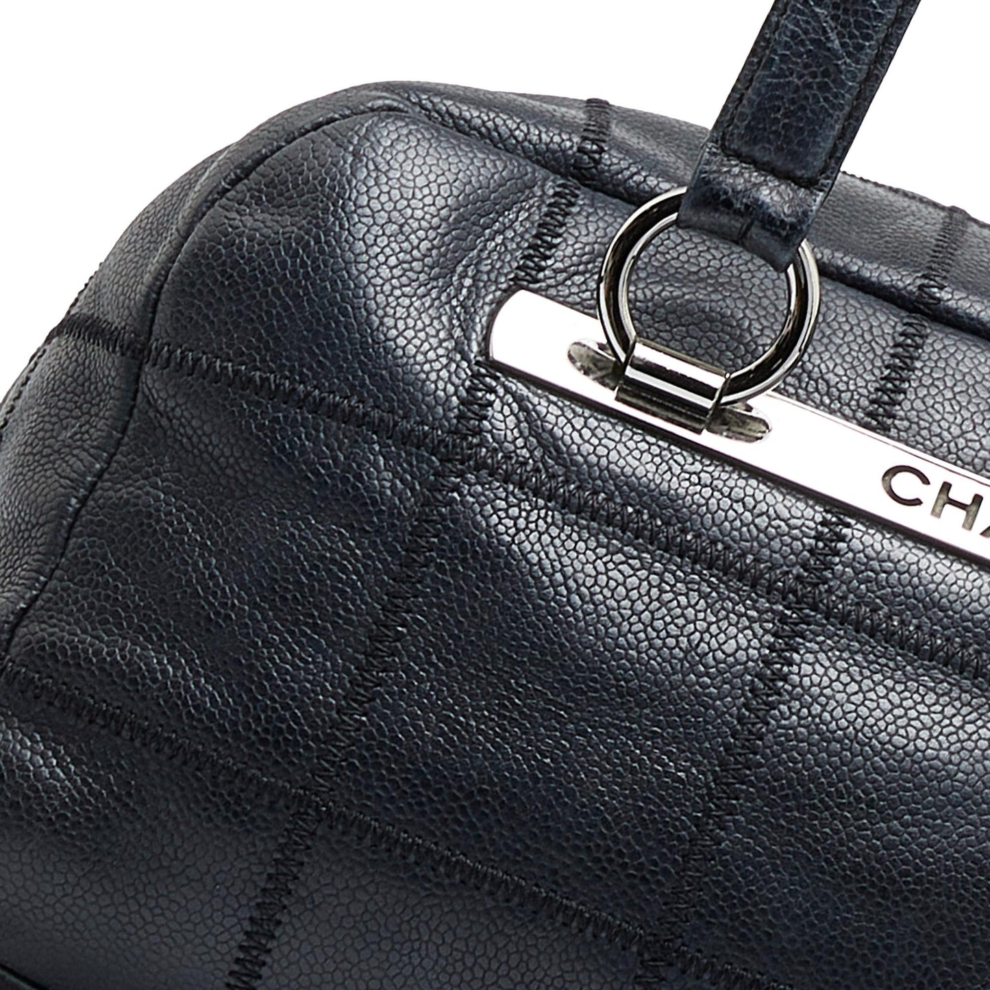 Chanel Caviar Choco Bar Shoulder Bag (SHG-UMhvEk)