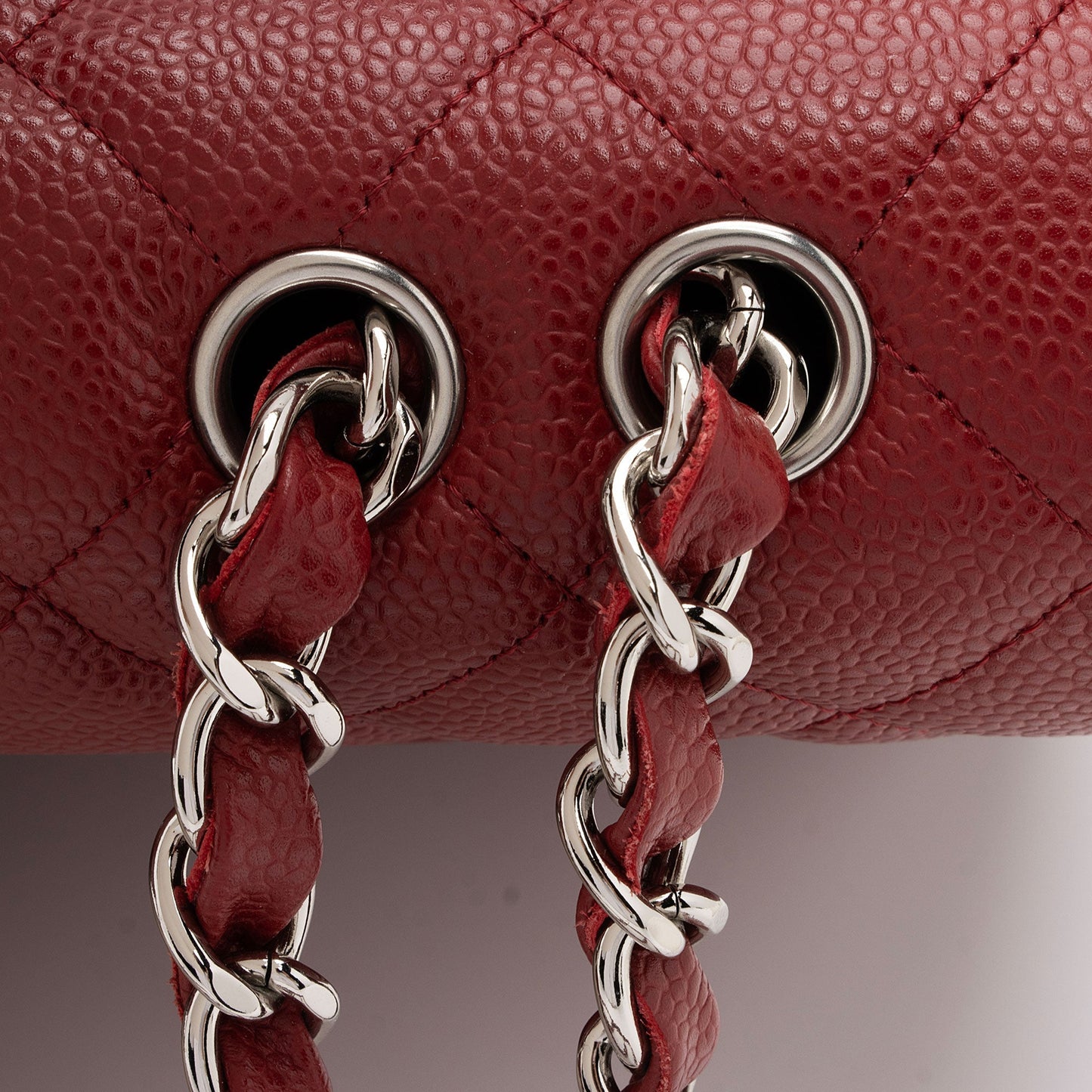 Chanel Caviar Leather Classic Jumbo Single Flap Bag (SHF-xdYaEs)