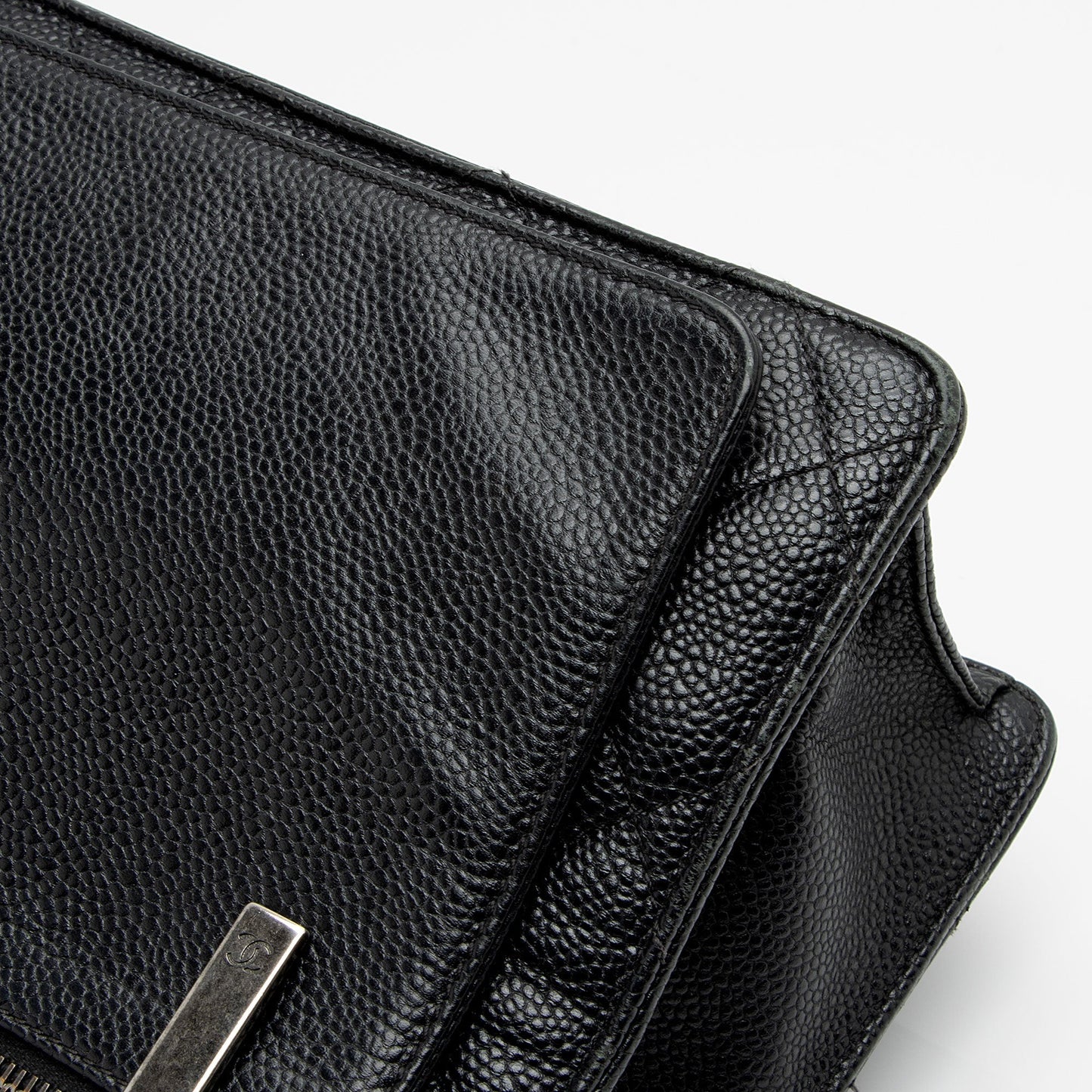 Chanel Caviar Leather Retro Class Medium Flap Bag (SHF-6qTNHe)