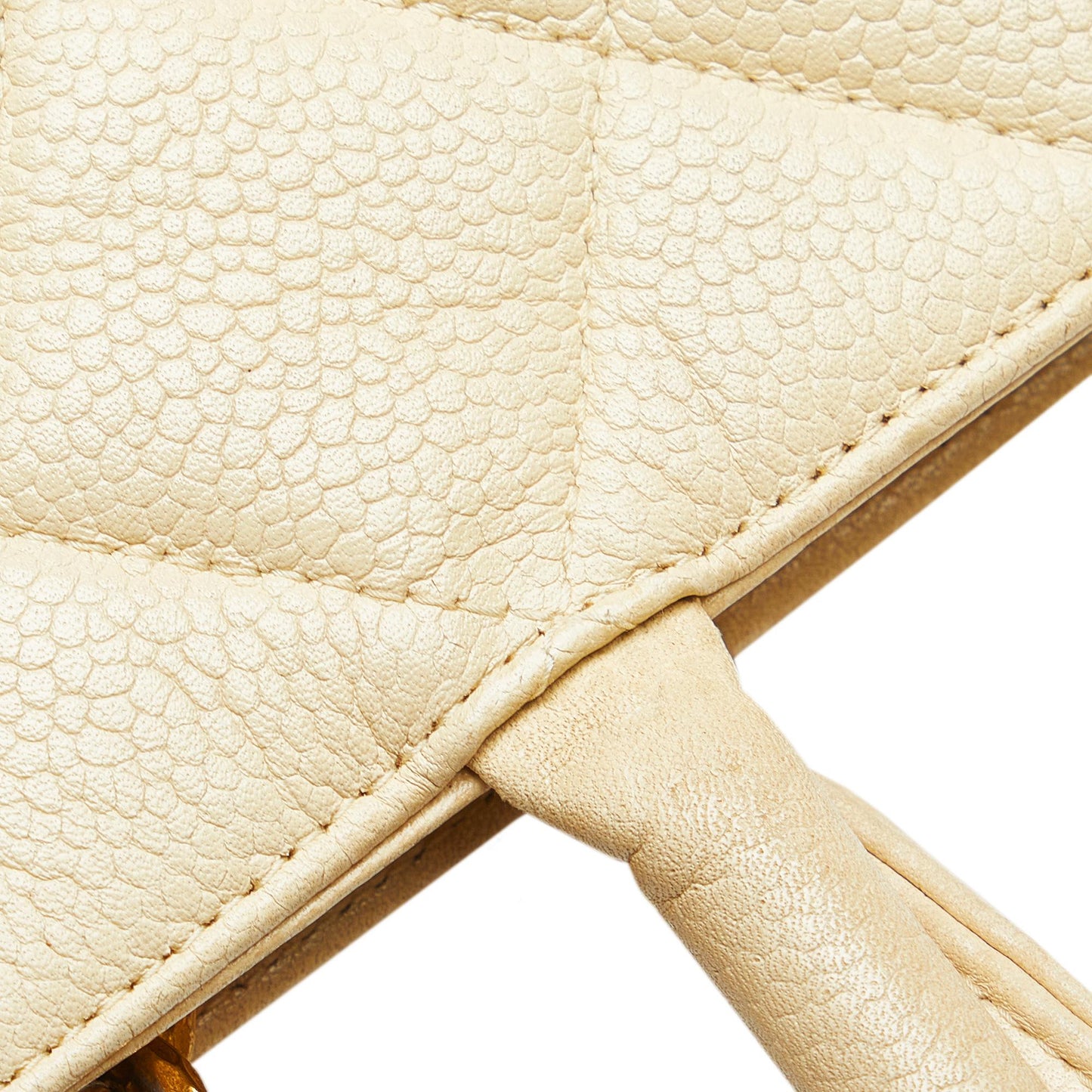 Chanel Caviar Medallion Tote (SHG-QFus9i)