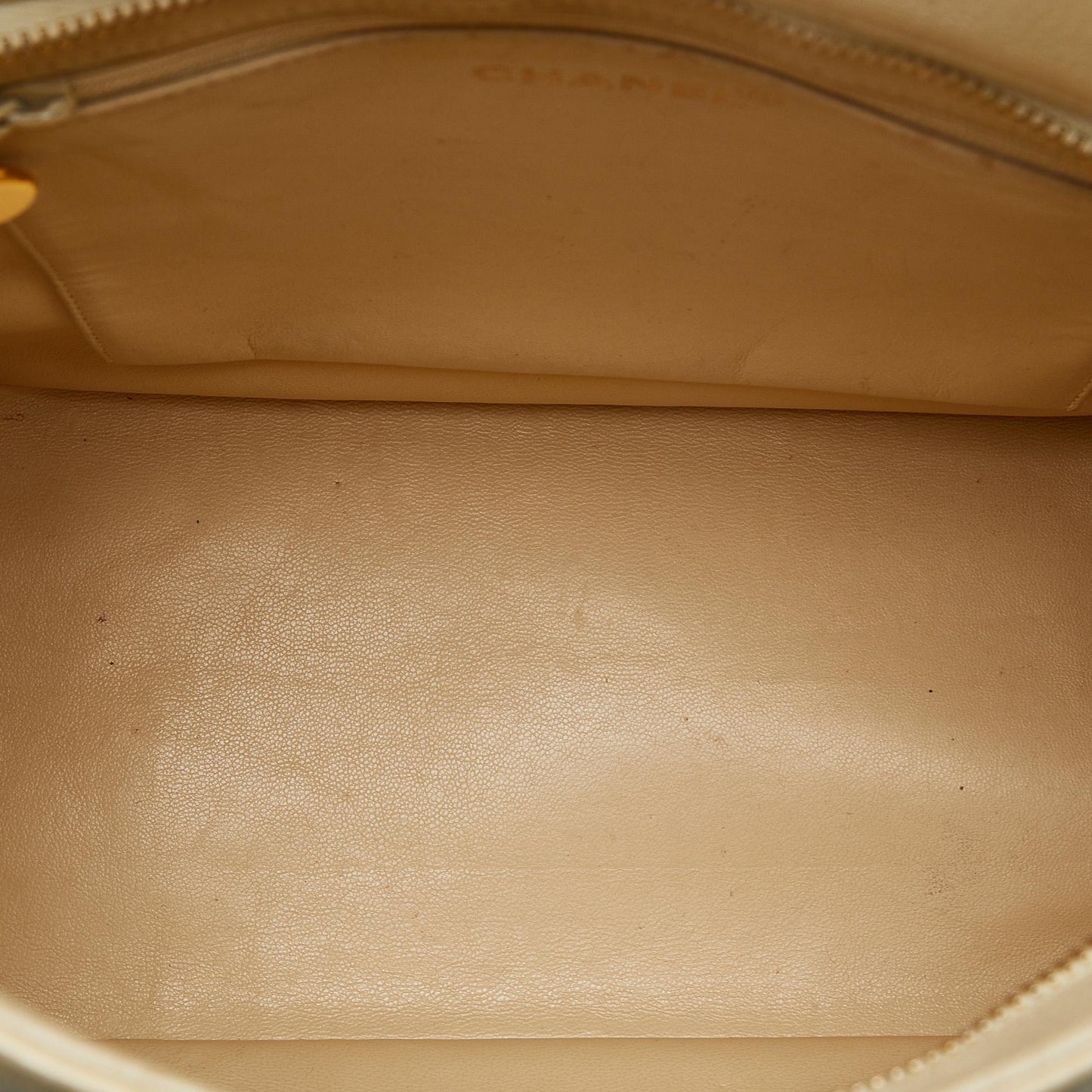 Chanel Caviar Medallion Tote (SHG-QFus9i)