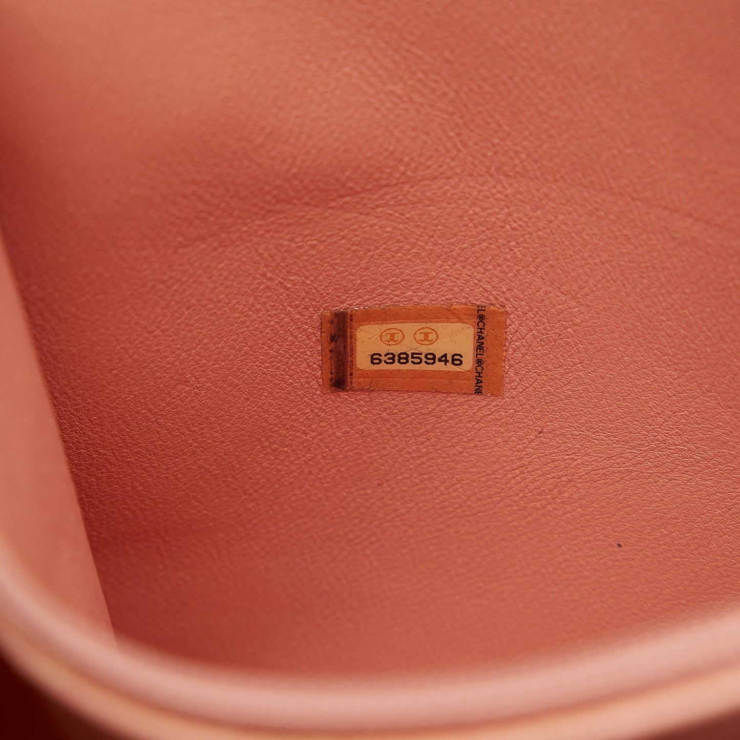 Chanel Caviar Medallion Tote (SHG-EXyzJ7)