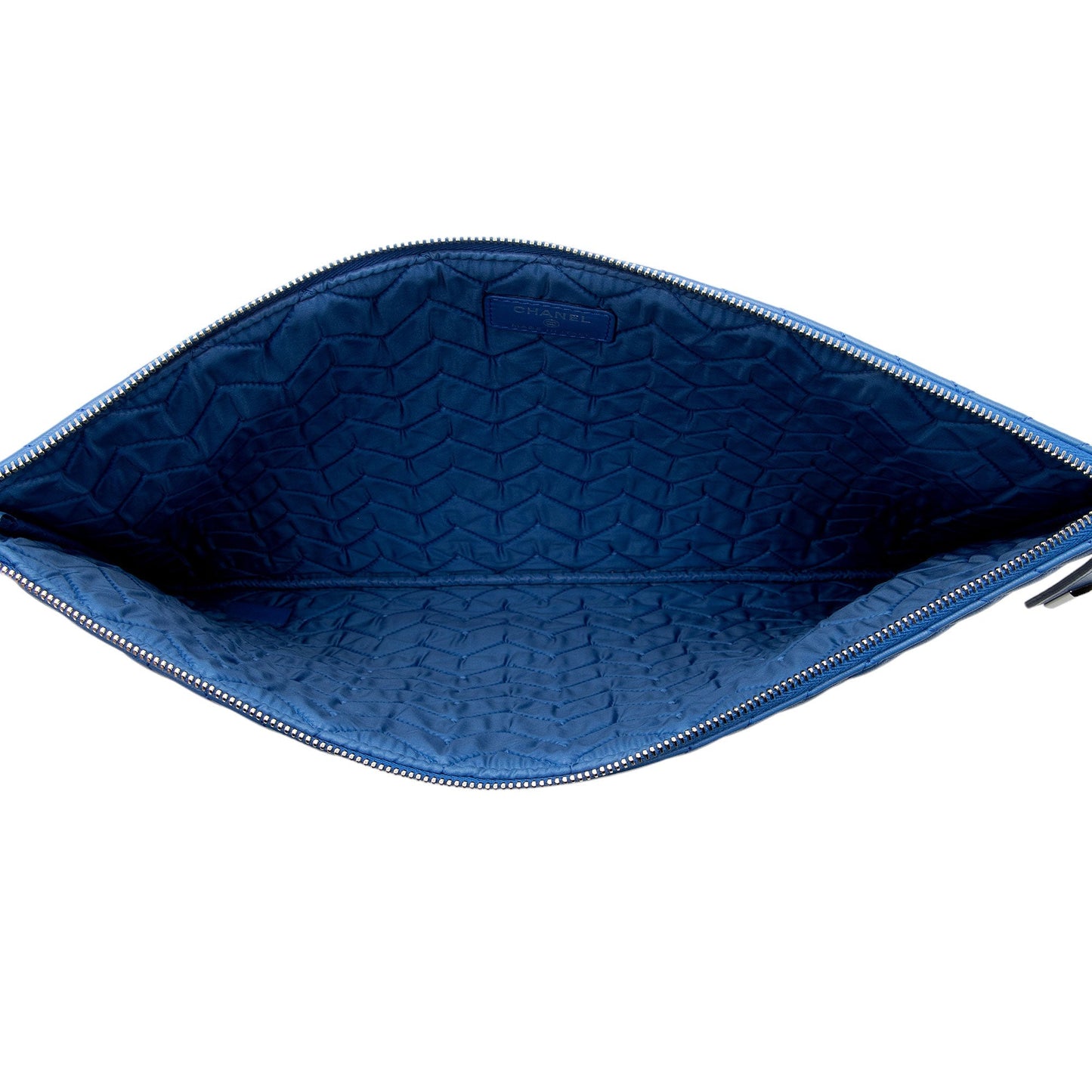 Chanel Chevron Lambskin Large O-Case (SHF-xDcooa)