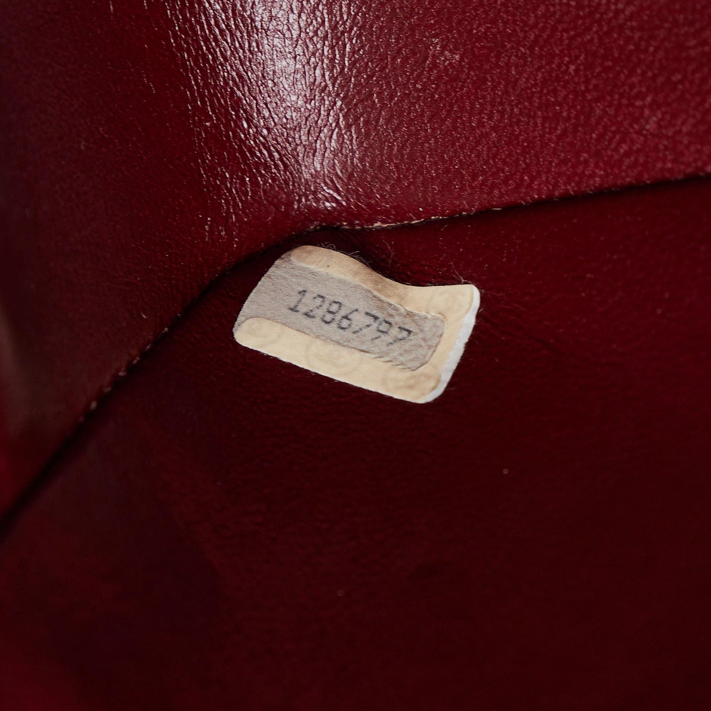 Chanel Classic Lambskin Single Flap (SHG-yfW8dh)