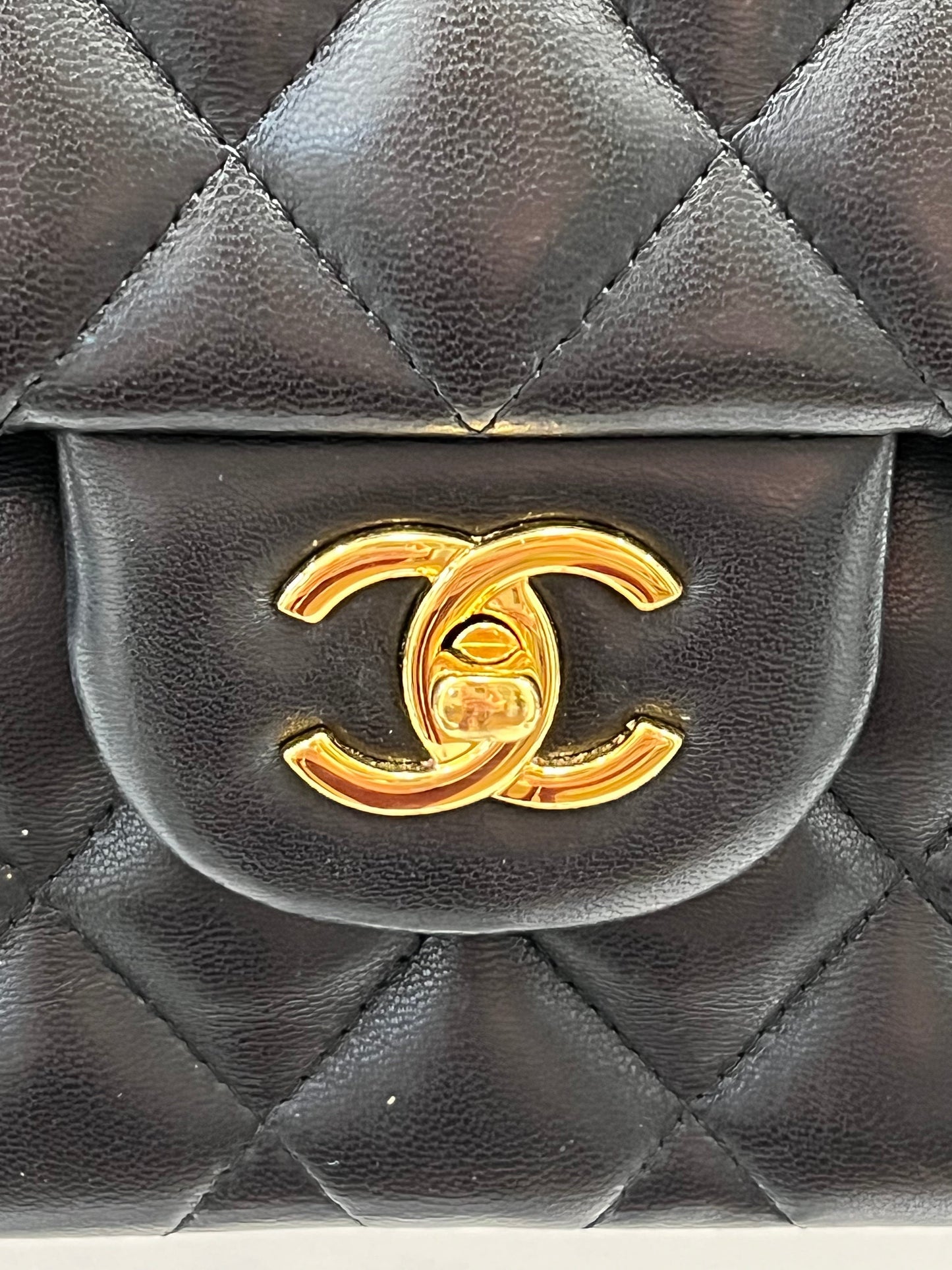 CHANEL QUILTED LAMBSKIN DOUBLE FLAP JUMBO BAG