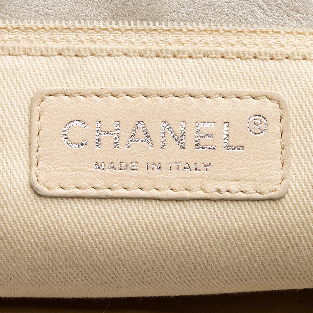 Chanel Leather Diamond Stitched Accordion Flap Shoulder Bag (SHF-19723)