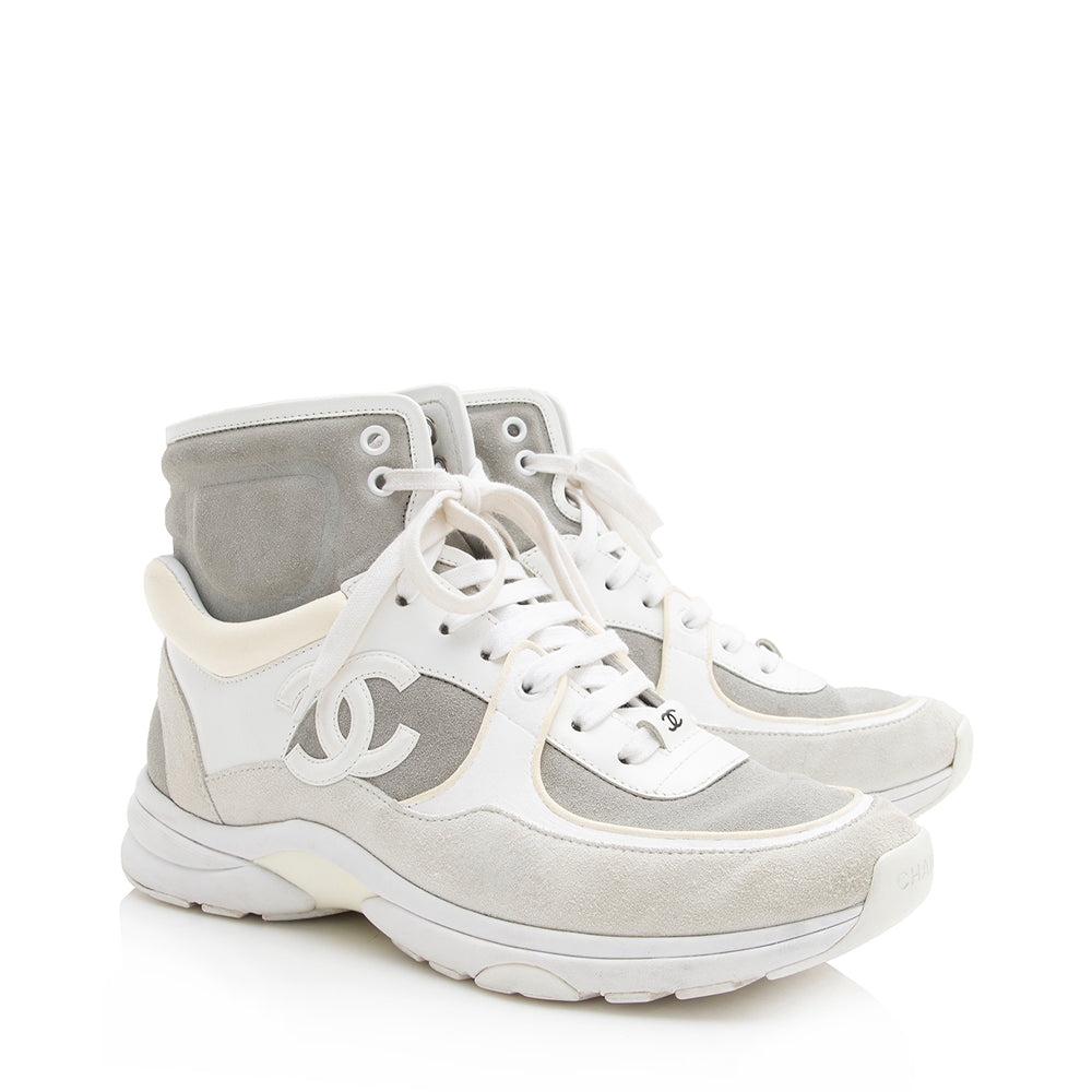 Chanel Leather Suede High Top Trainer Sneakers - Size 9 / 39 (SHF-16038)