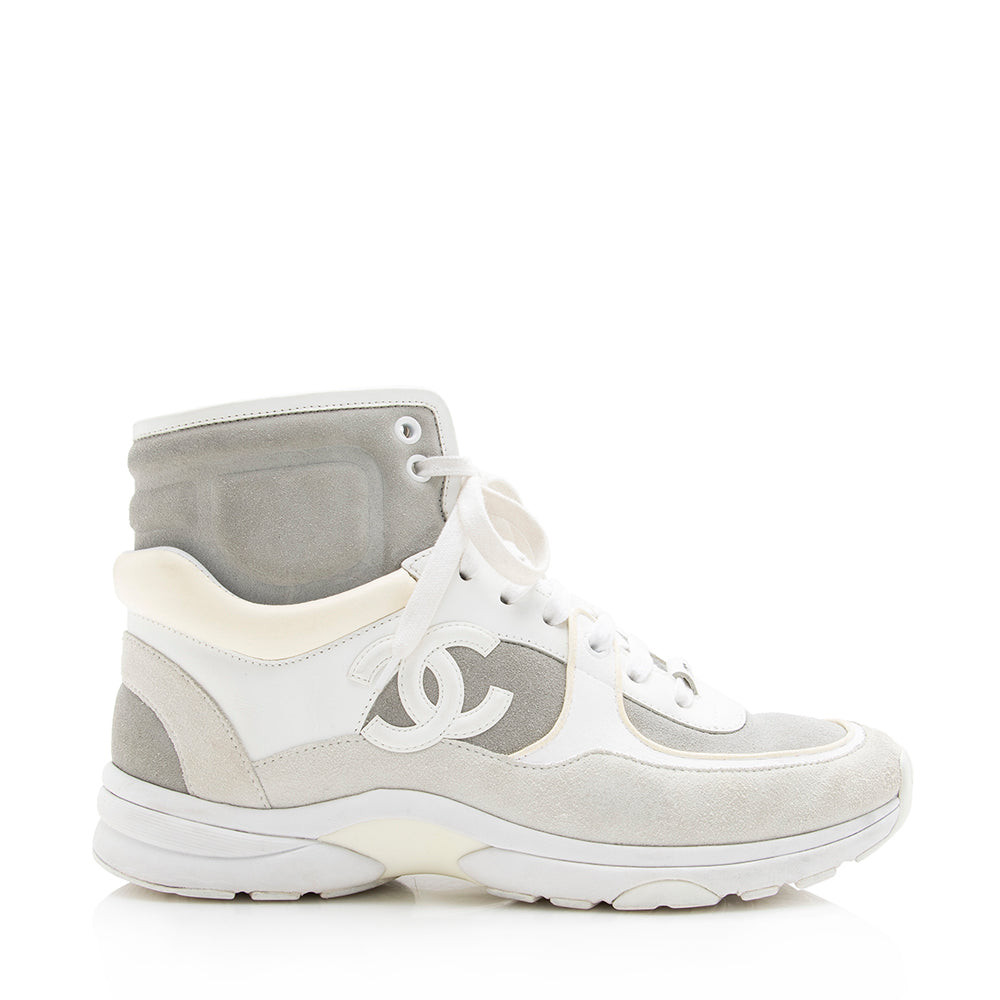 Chanel Leather Suede High Top Trainer Sneakers - Size 9 / 39 (SHF-16038)