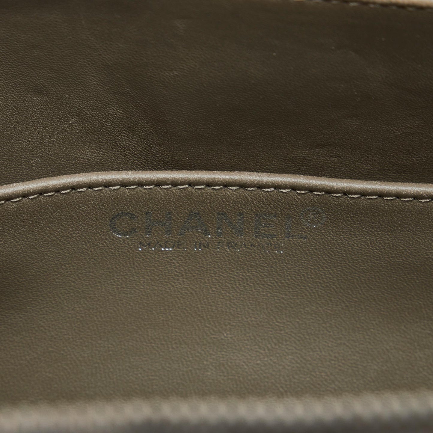 Chanel Lucite Puzzle Barrel Handbag (SHG-fugVe7)