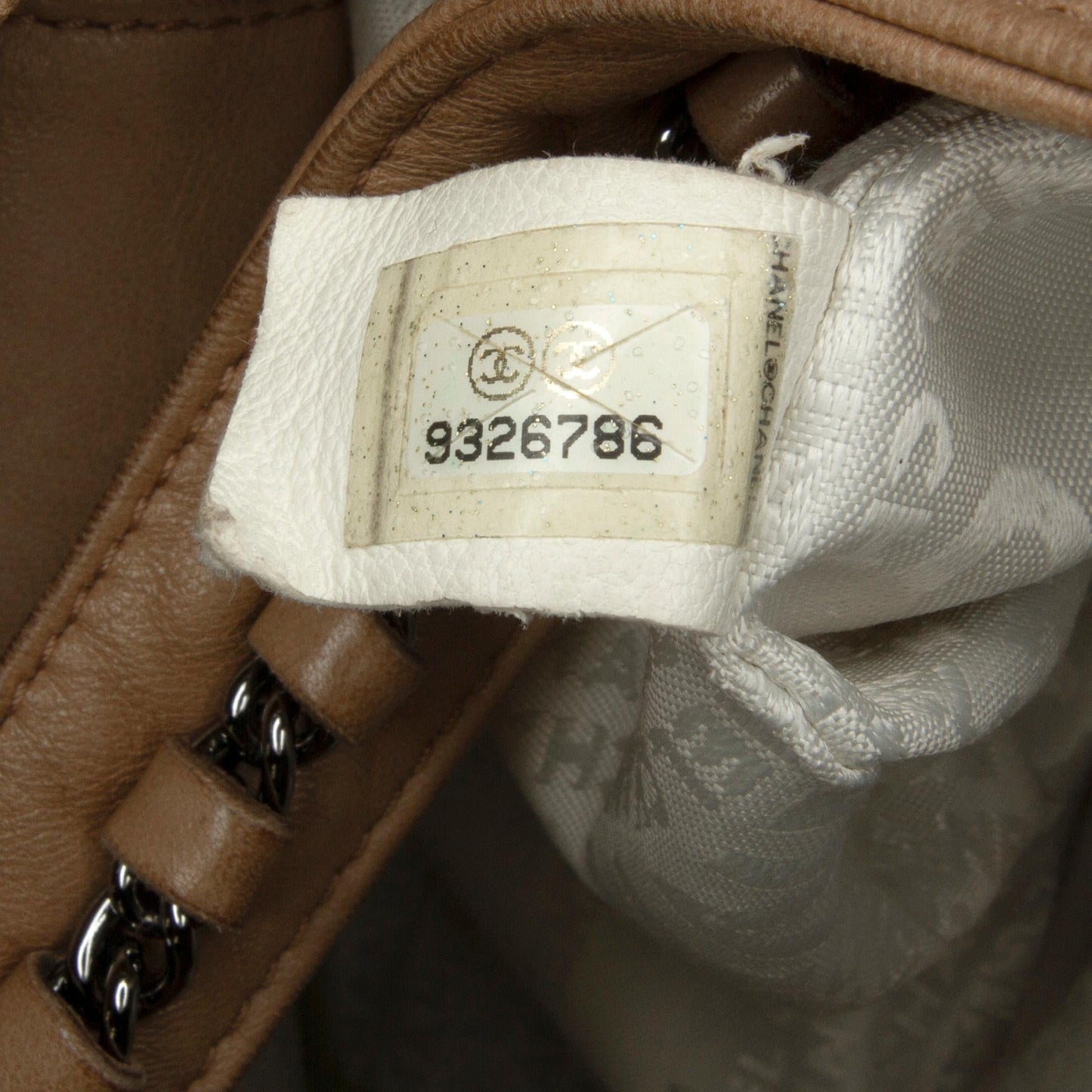 Chanel Luxe Ligne Hobo (SHG-nRec4T)