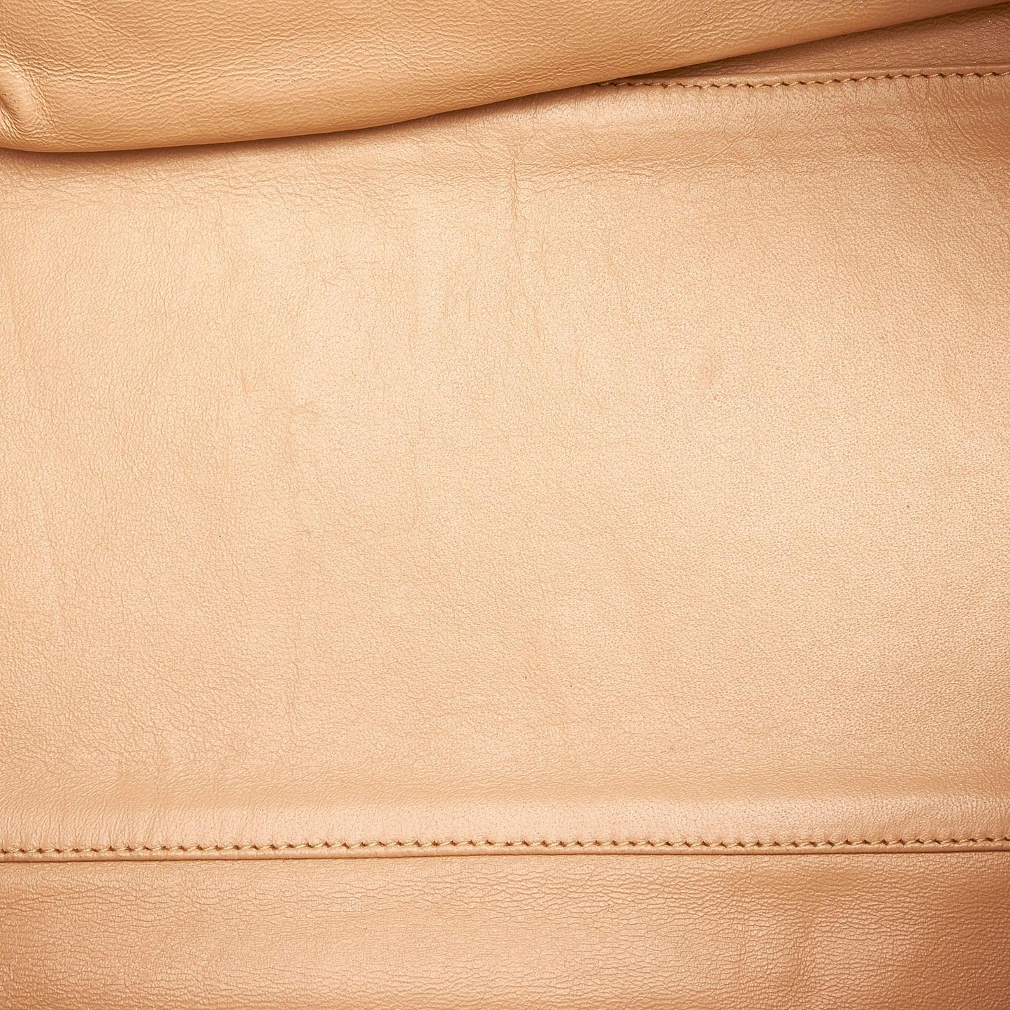 Chanel Luxe Ligne Leather Handbag (SHG-32626)