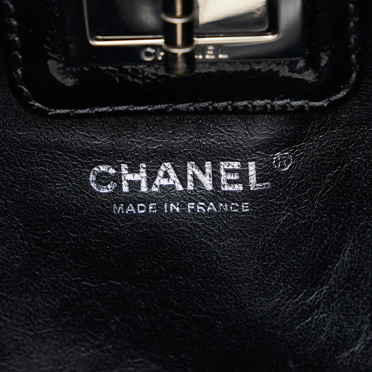 Chanel Mademoiselle Handbag (SHG-QJRzn8)