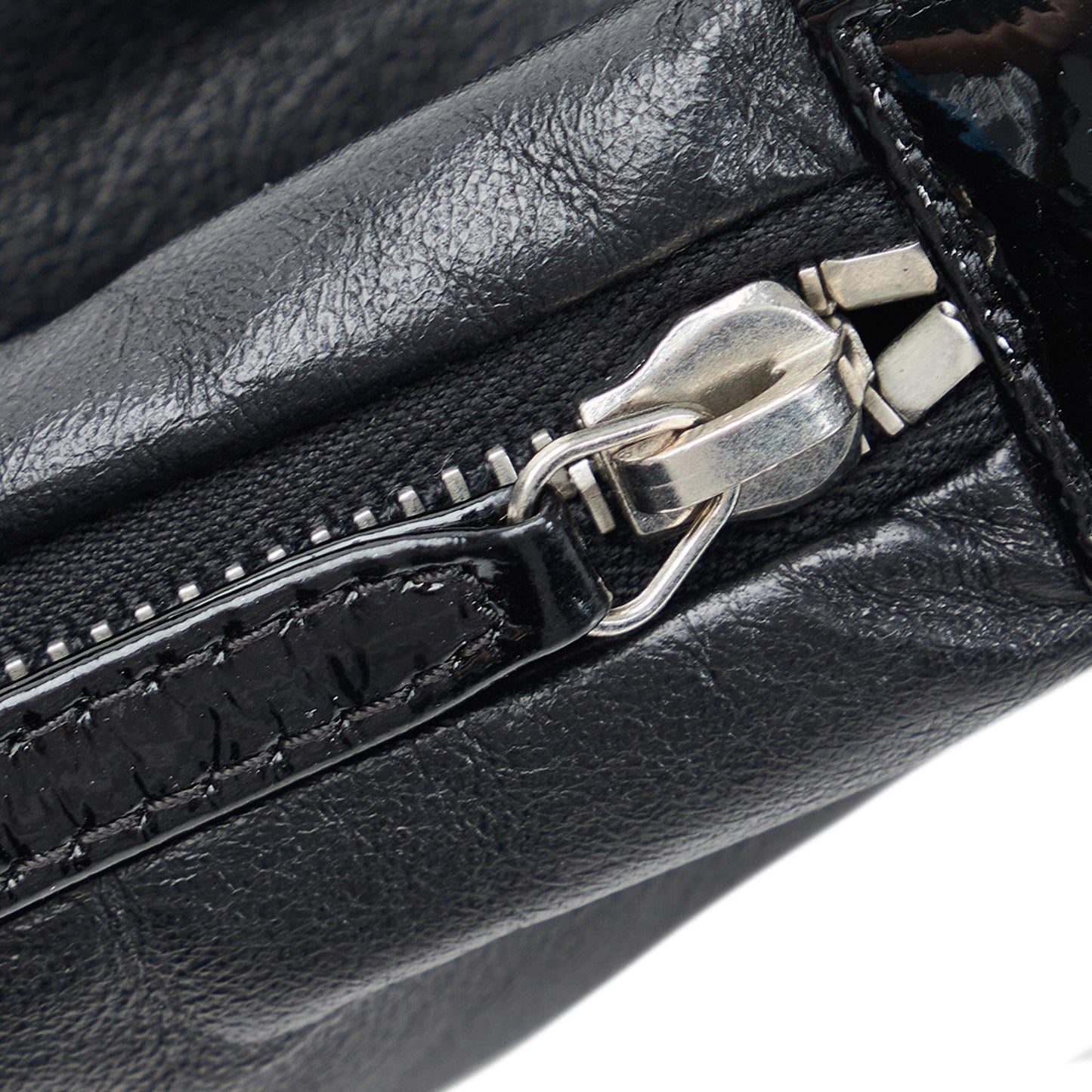 Chanel Mademoiselle Handbag (SHG-QJRzn8)