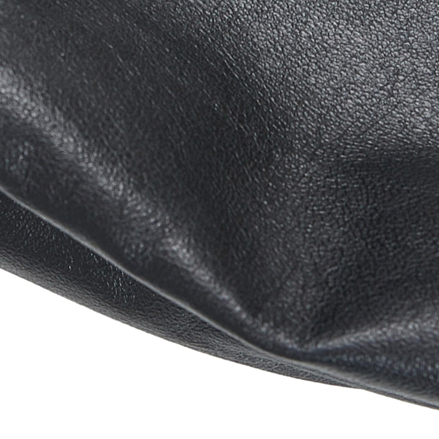 Chanel Mademoiselle Handbag (SHG-QJRzn8)
