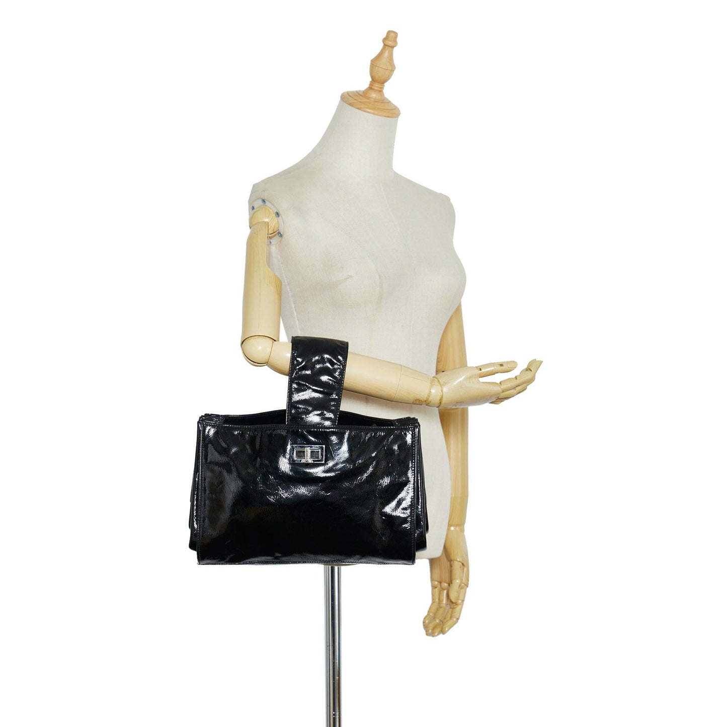 Chanel Mademoiselle Handbag (SHG-QJRzn8)