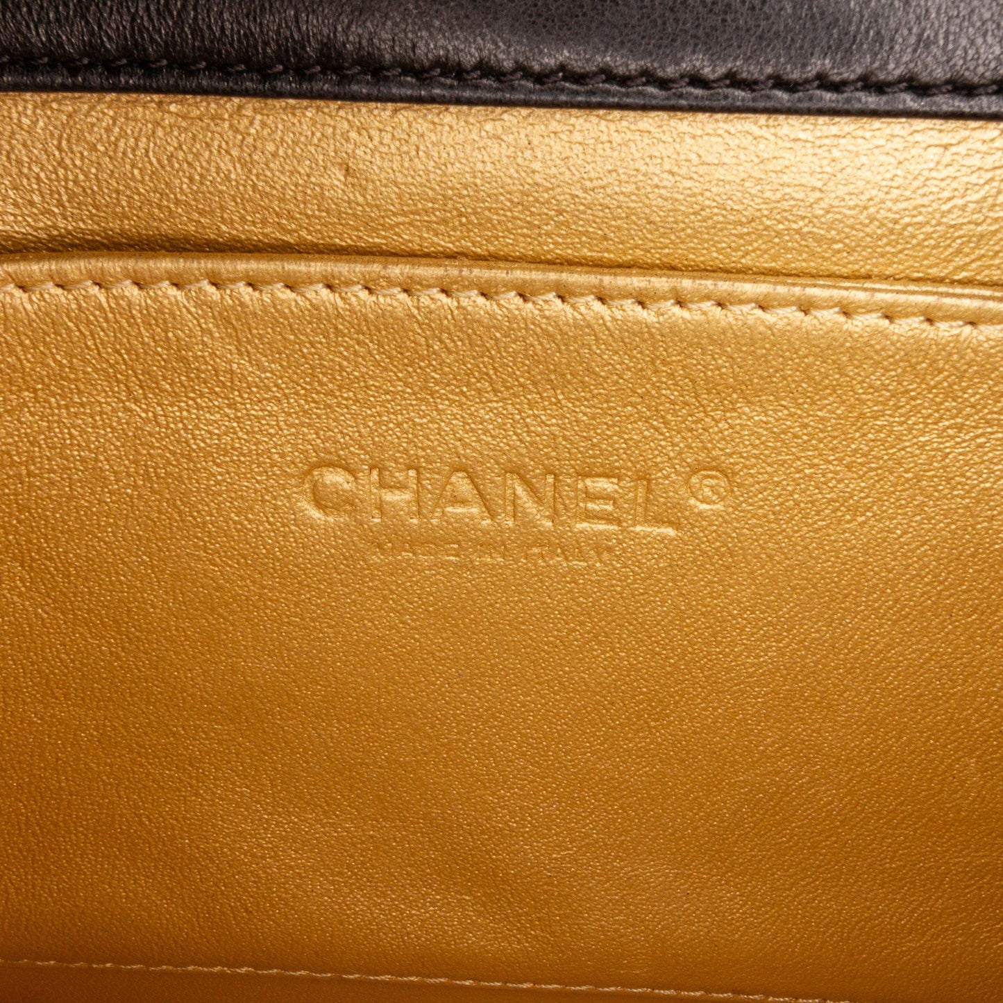 Chanel Medium Boy Flap Tricolor (SHG-lWkgem)