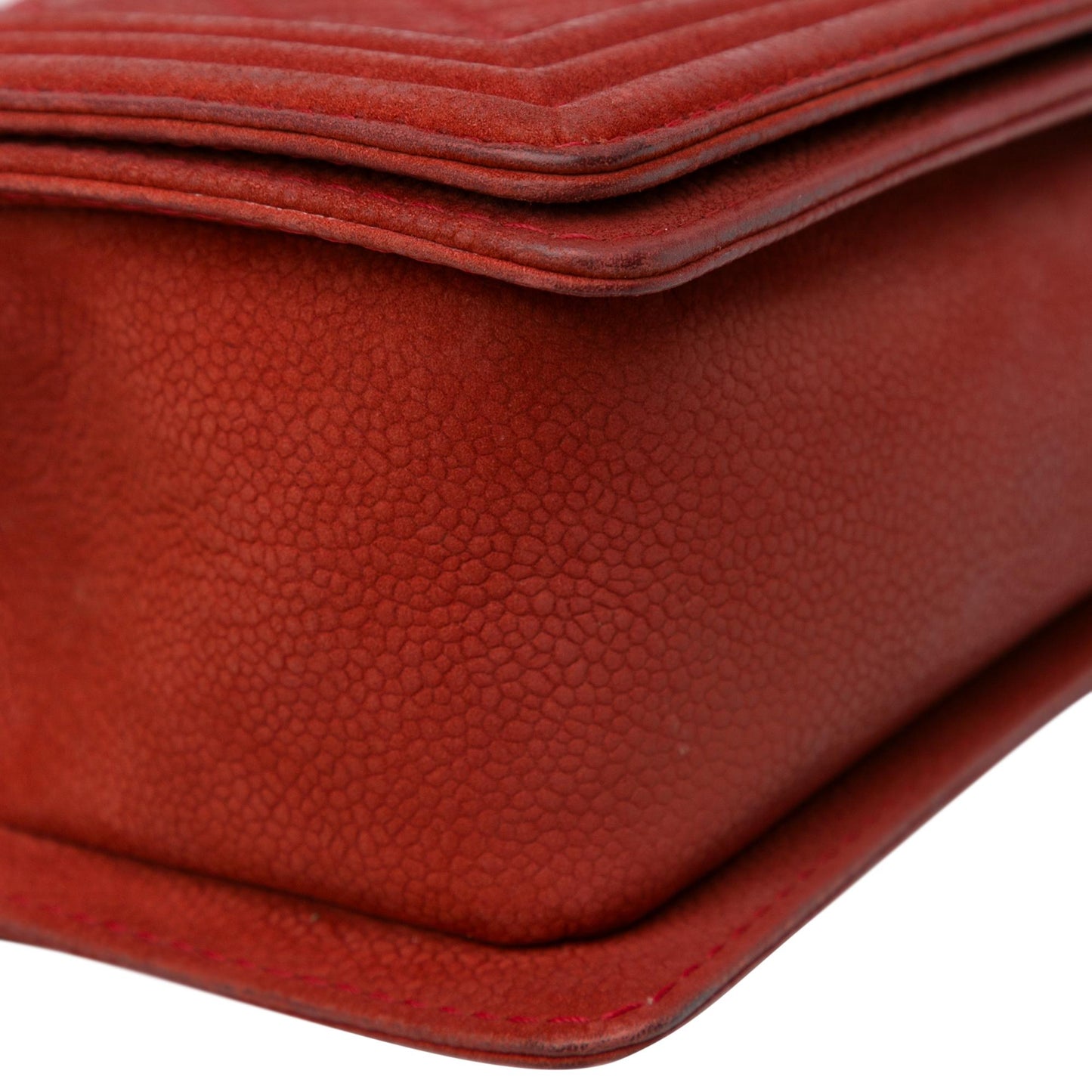 Chanel Medium Caviar Boy Flap Bag (SHG-KrBQ6Q)