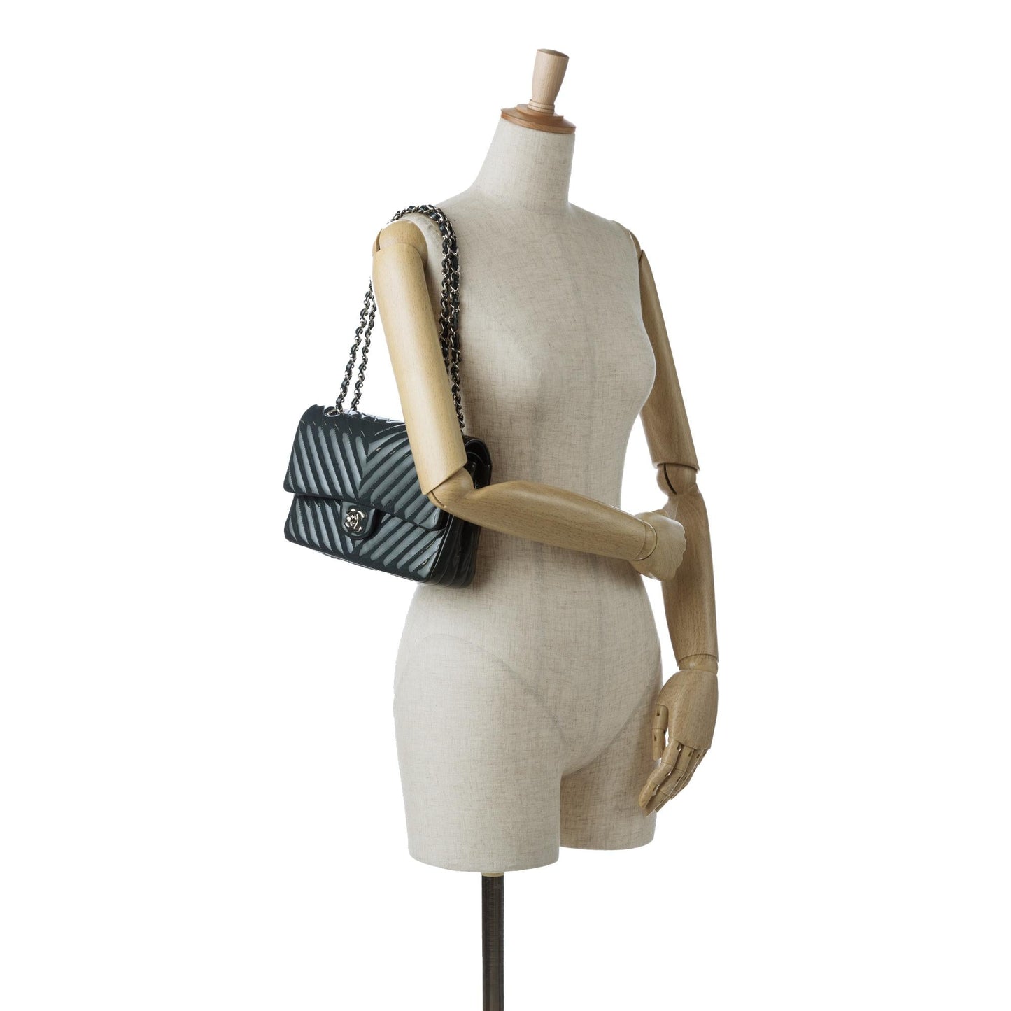 Chanel Medium Chevron Patent Double Flap (SHG-k9yOKd)