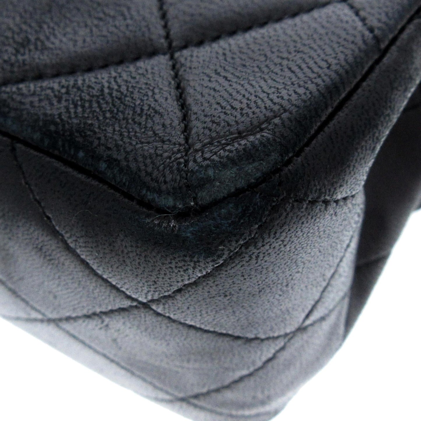 Chanel Medium Classic Lambskin Double Flap (SHG-gzRfsV)