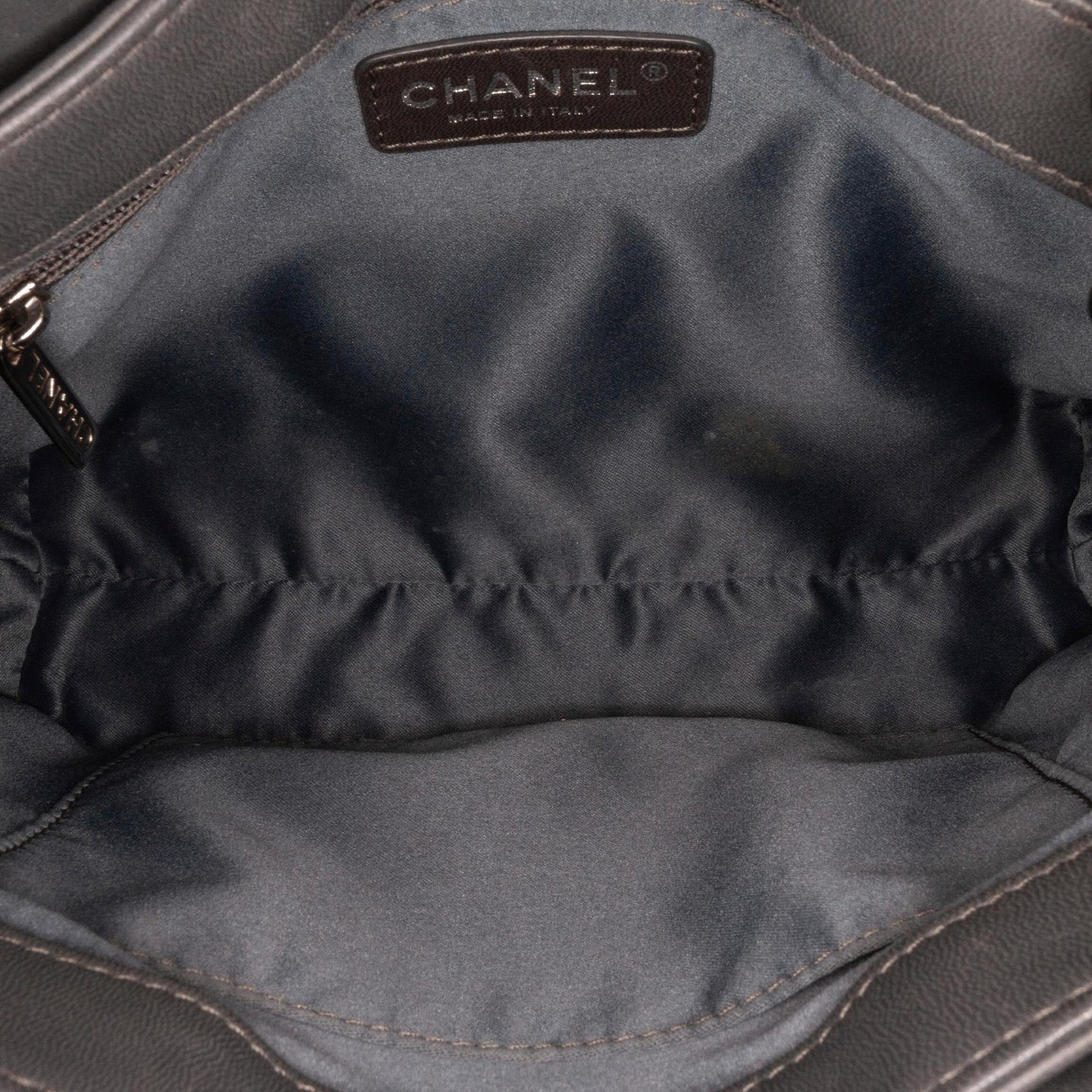 Chanel Medium Coco Loop Flap Bag (SHG-GHPdWW)
