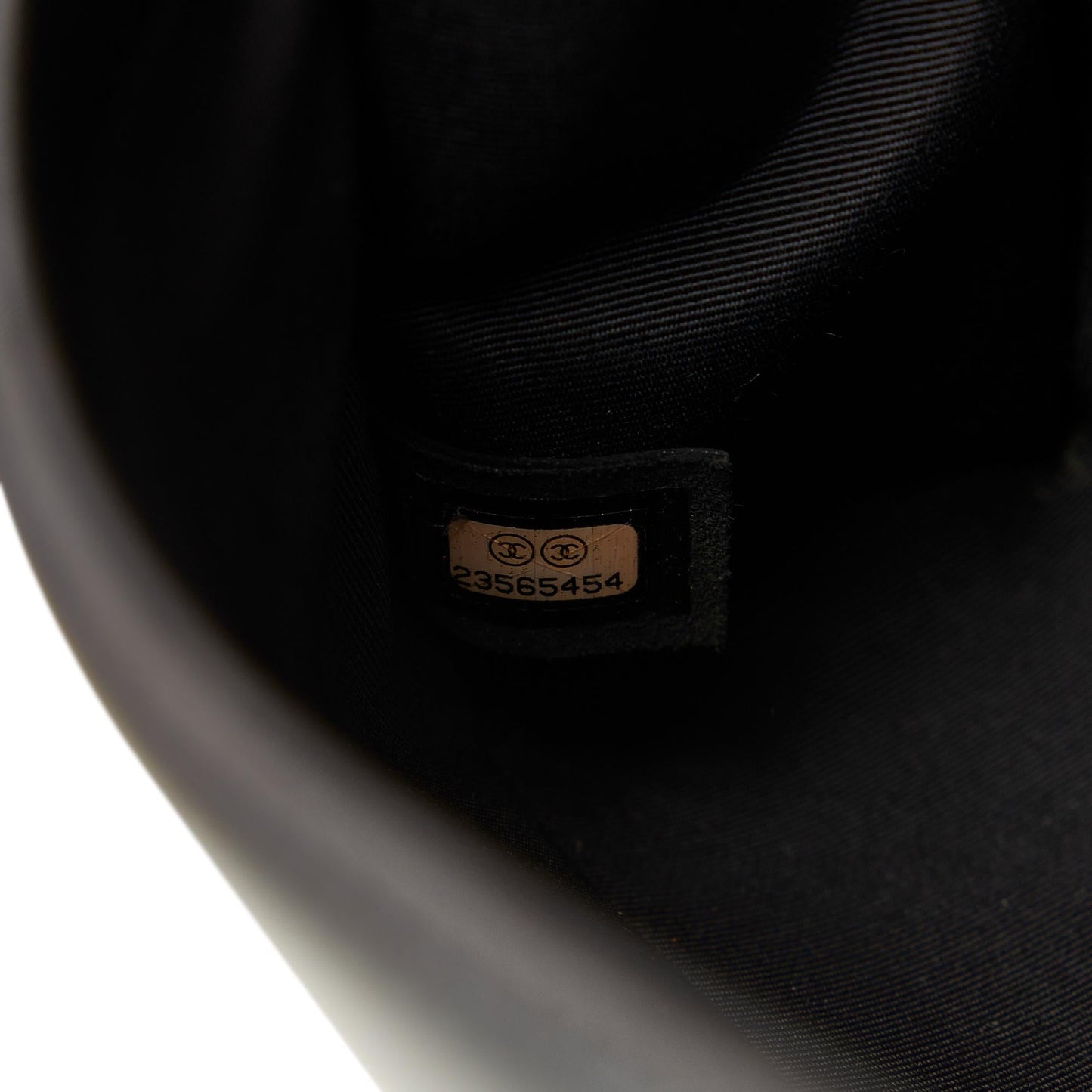 Chanel Medium Lambskin Boy Flap Bag (SHG-1jQAVu)
