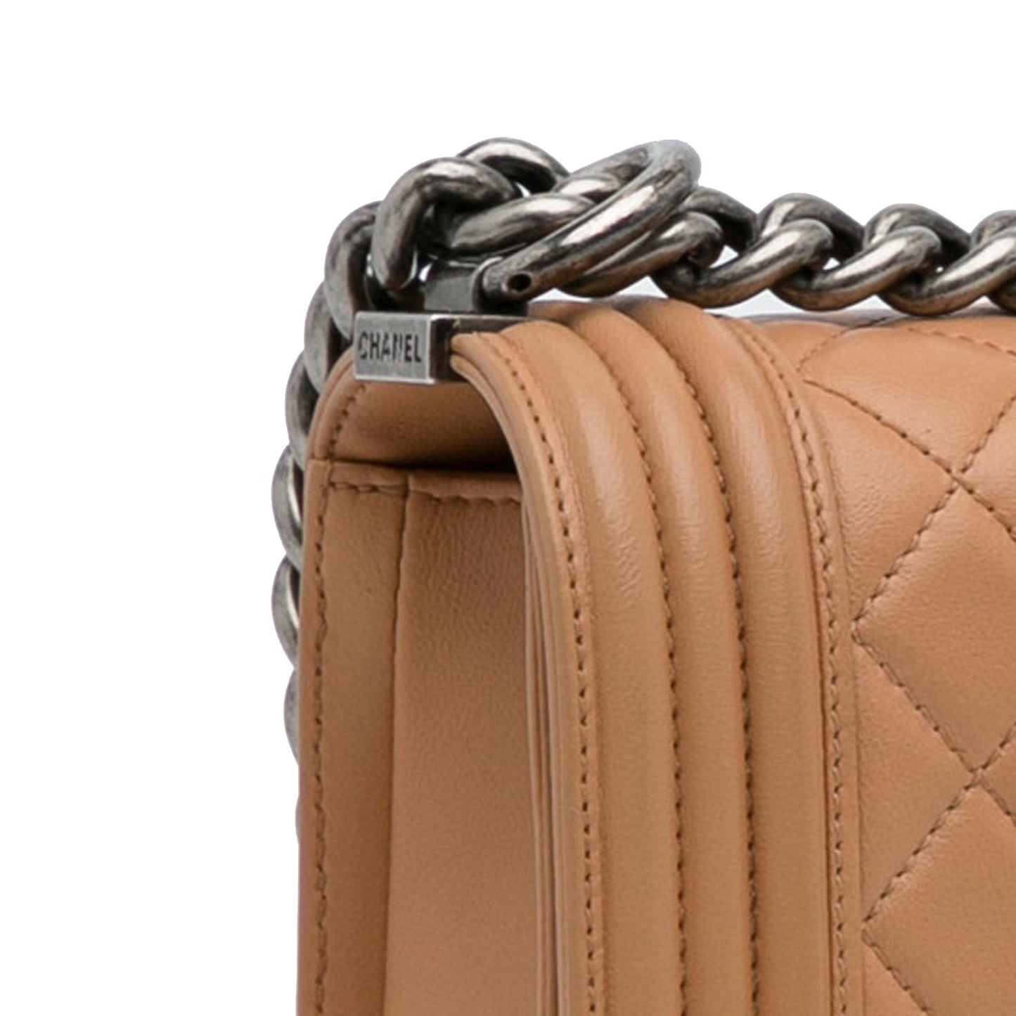 Chanel Medium Lambskin Boy Flap Bag (SHG-12u1uJ)